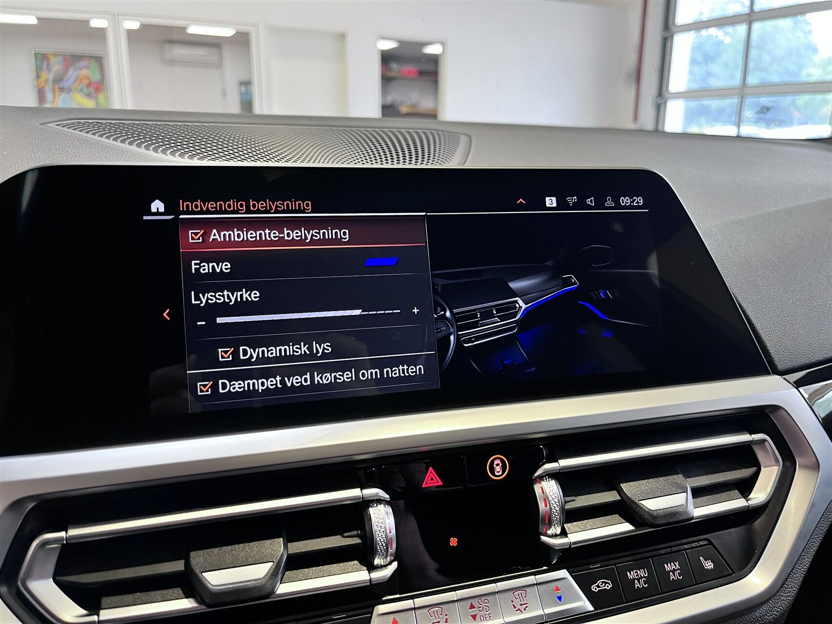 Billede af BMW 320d Touring 2,0 D Sport Line Steptronic 190HK Stc 8g Aut.