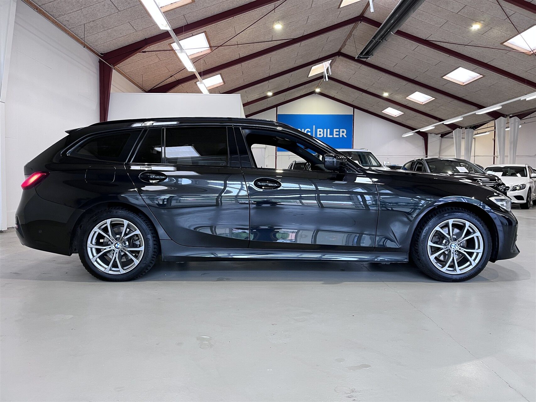 Billede af BMW 320d Touring 2,0 D Sport Line Steptronic 190HK Stc 8g Aut.