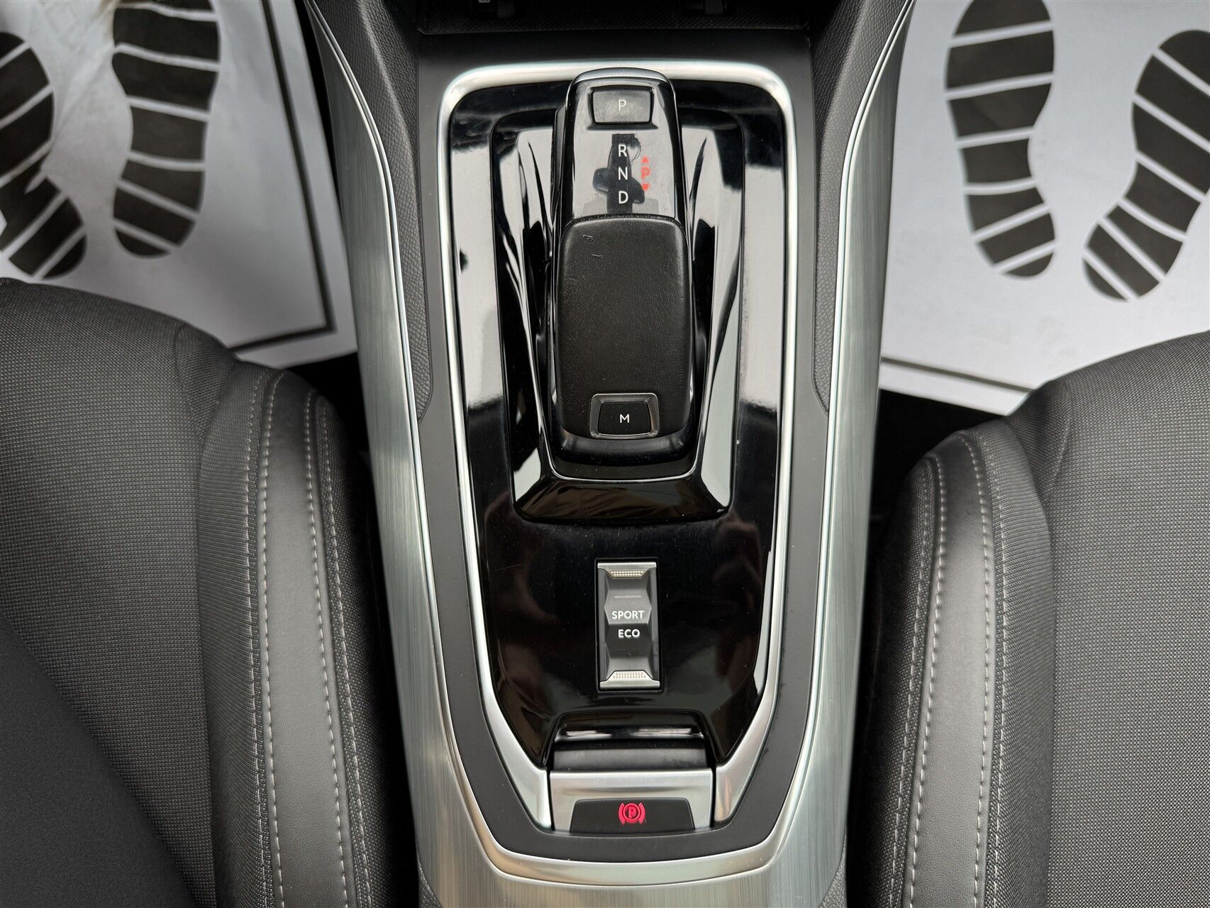 Billede af Peugeot 308 SW 1,2 PureTech Selection Sky EAT8 130HK Stc 8g Aut.