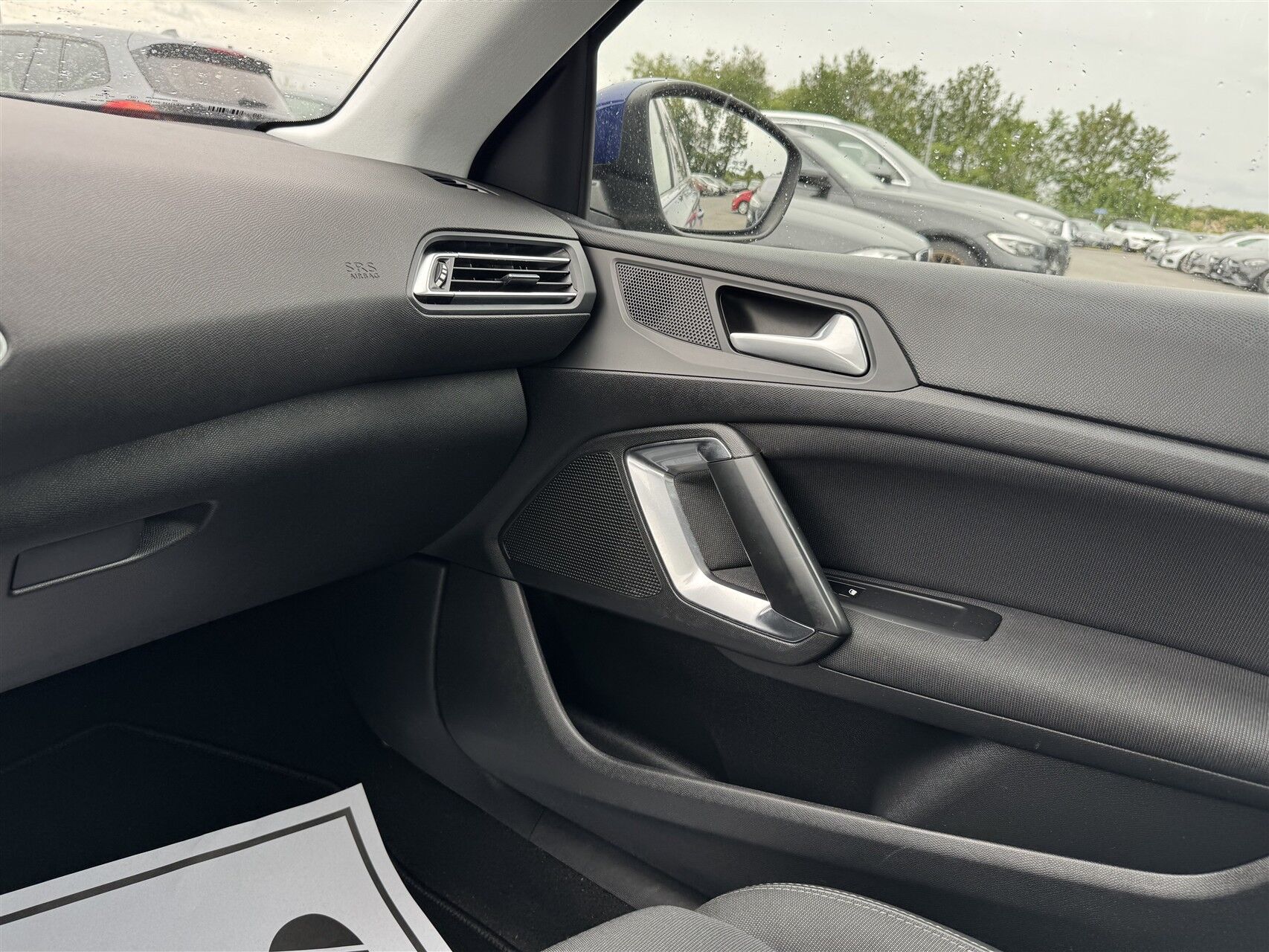 Billede af Peugeot 308 SW 1,2 PureTech Selection Sky EAT8 130HK Stc 8g Aut.