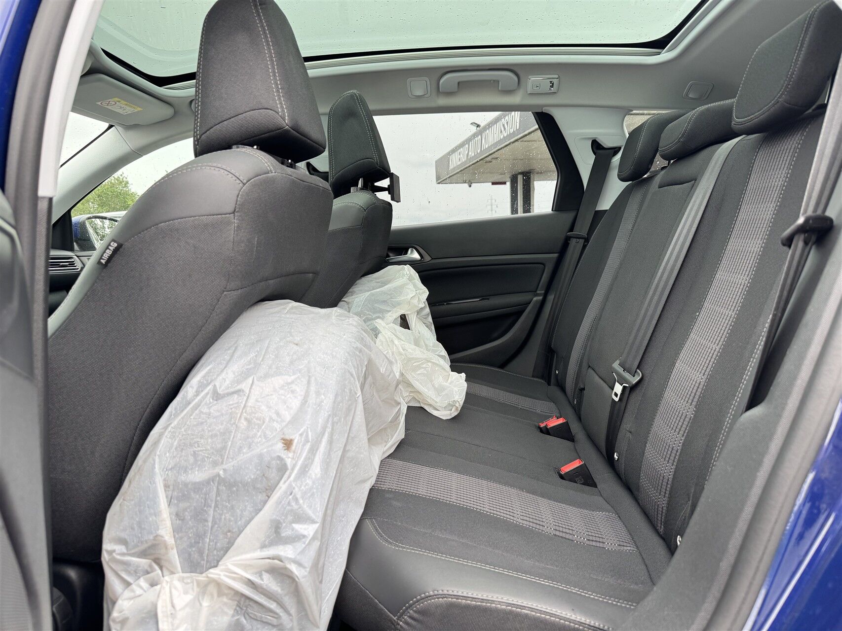Billede af Peugeot 308 SW 1,2 PureTech Selection Sky EAT8 130HK Stc 8g Aut.