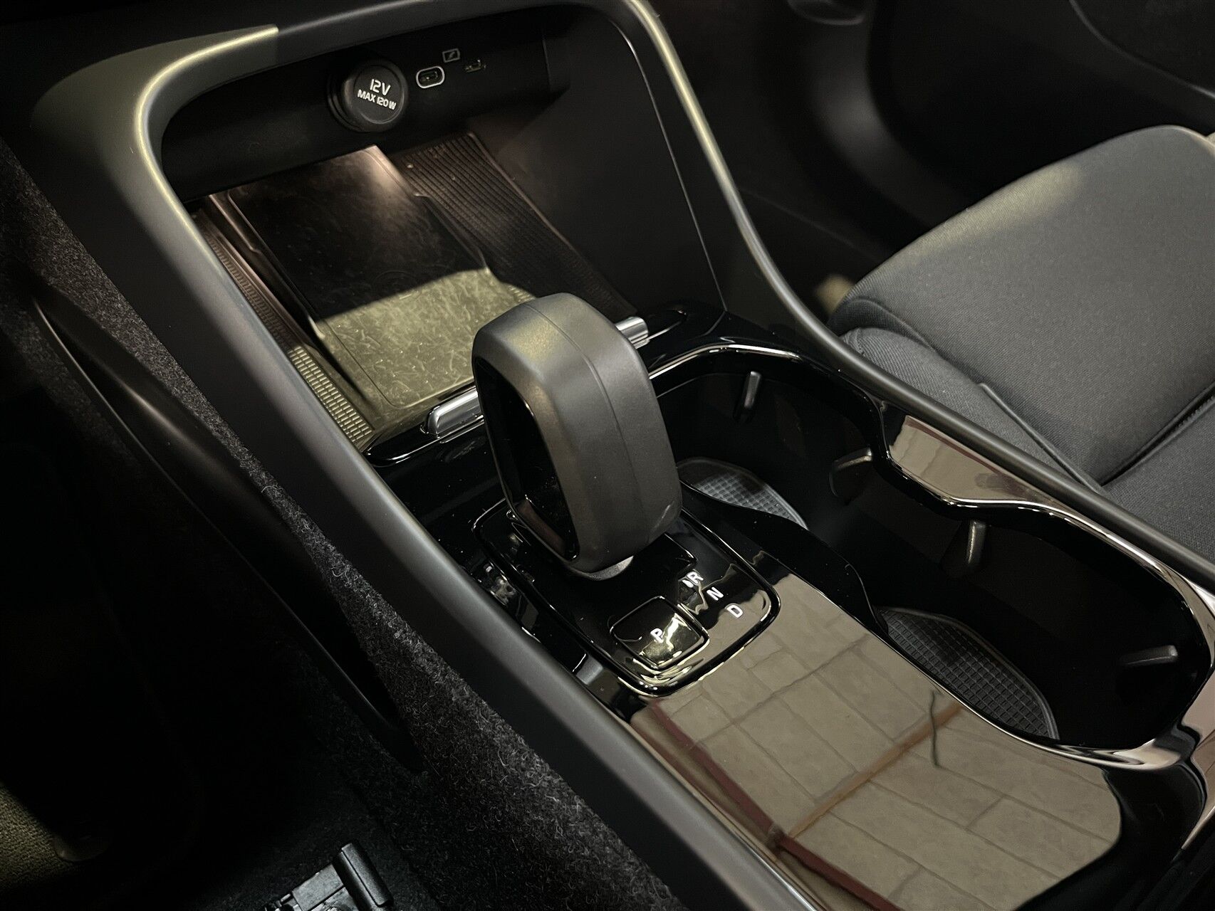 Billede af Volvo XC40 P8 Recharge Twin Pro AWD 408HK 5d Aut.