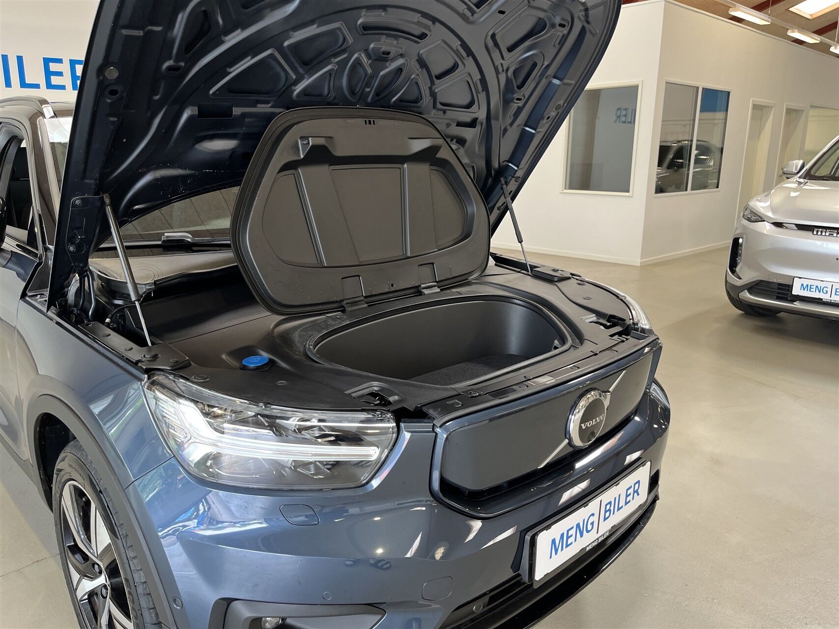 Billede af Volvo XC40 P8 Recharge Twin Pro AWD 408HK 5d Aut.
