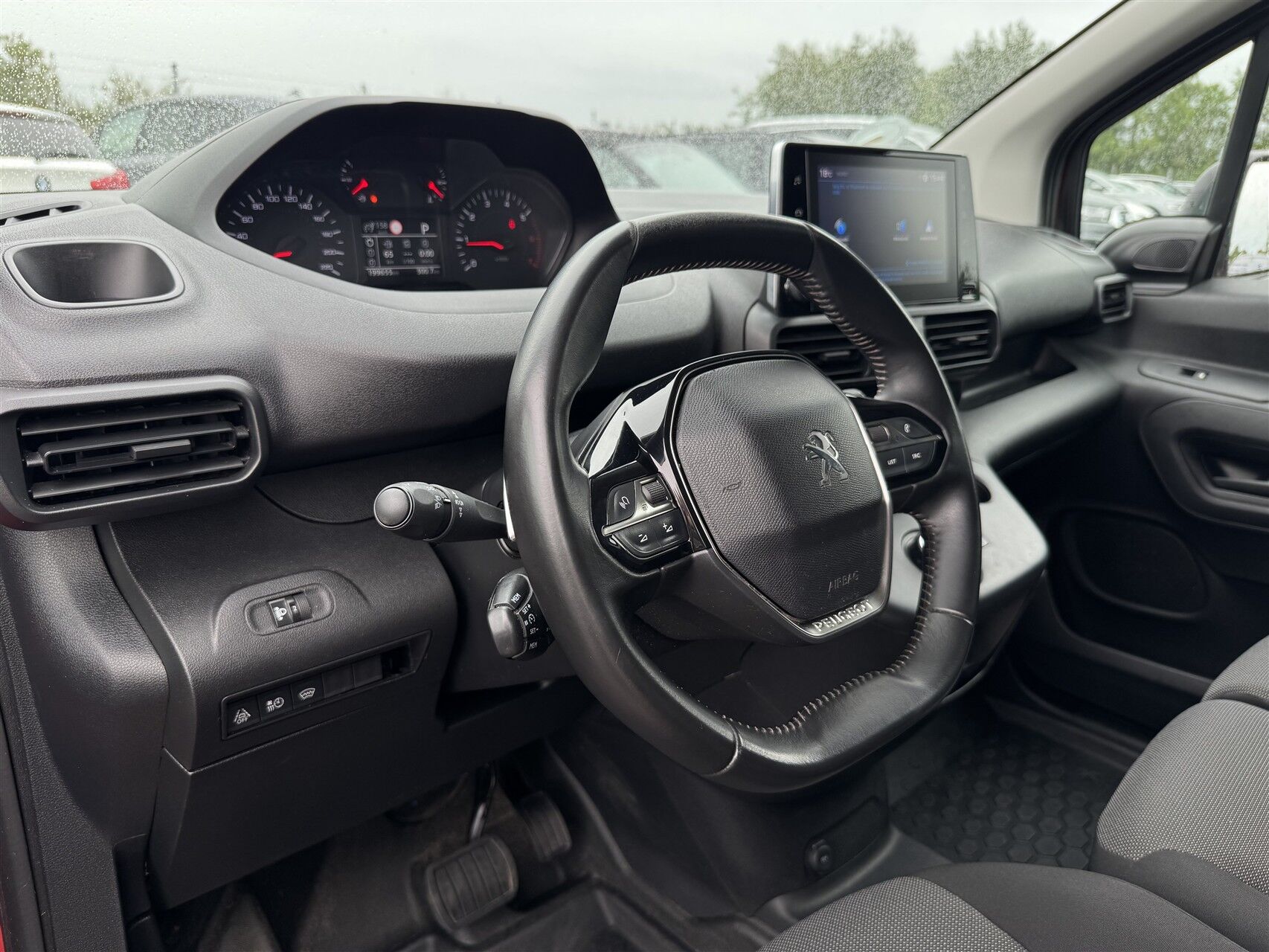 Billede af Peugeot Partner L1 V1 1,5 BlueHDi Plus EAT8 130HK Van 8g Aut.