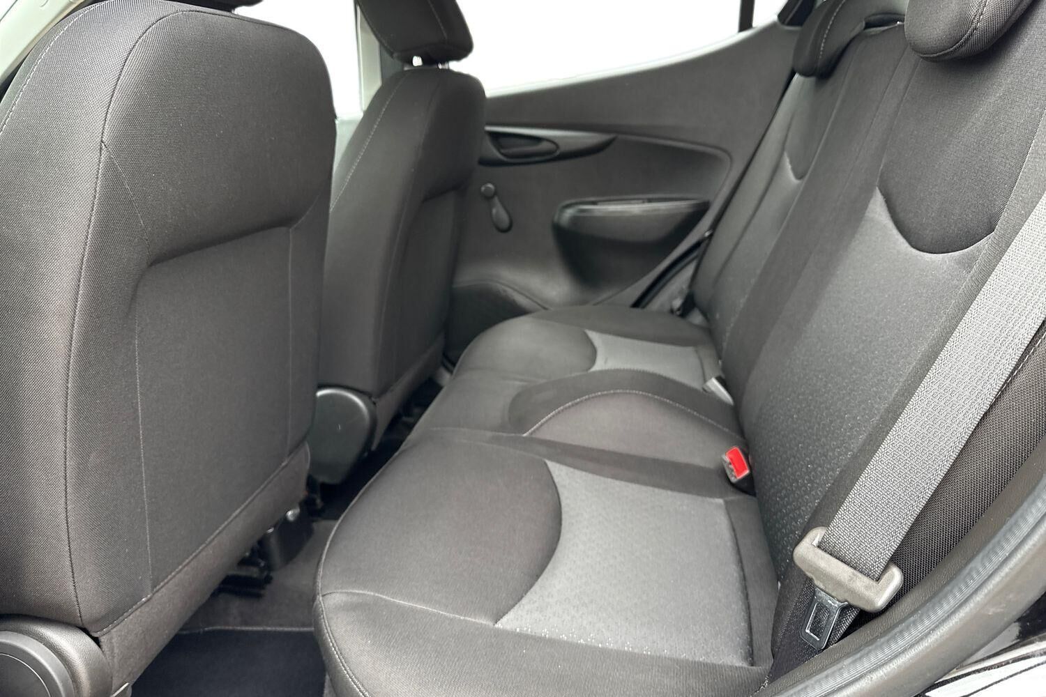 Billede af Opel Karl 1,0 Enjoy 75HK 5d