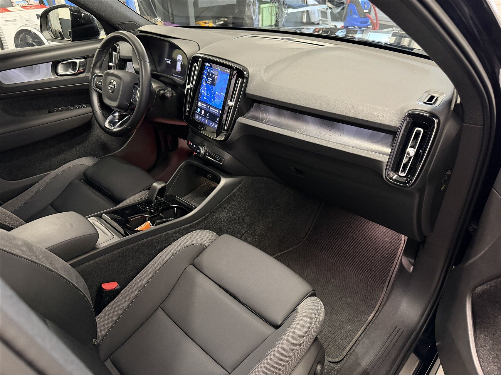 Billede af Volvo XC40 P6 Recharge Plus 231HK 5d Aut.