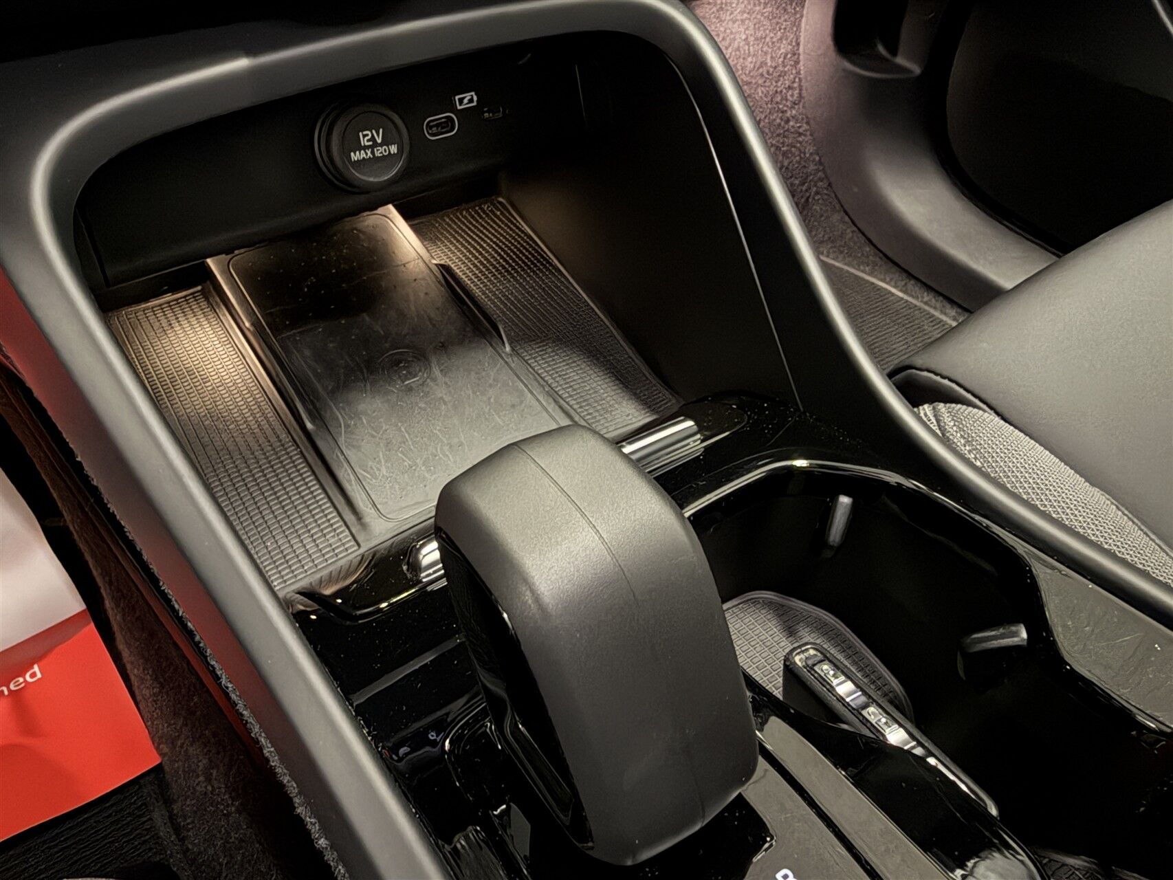 Billede af Volvo XC40 P6 Recharge Plus 231HK 5d Aut.