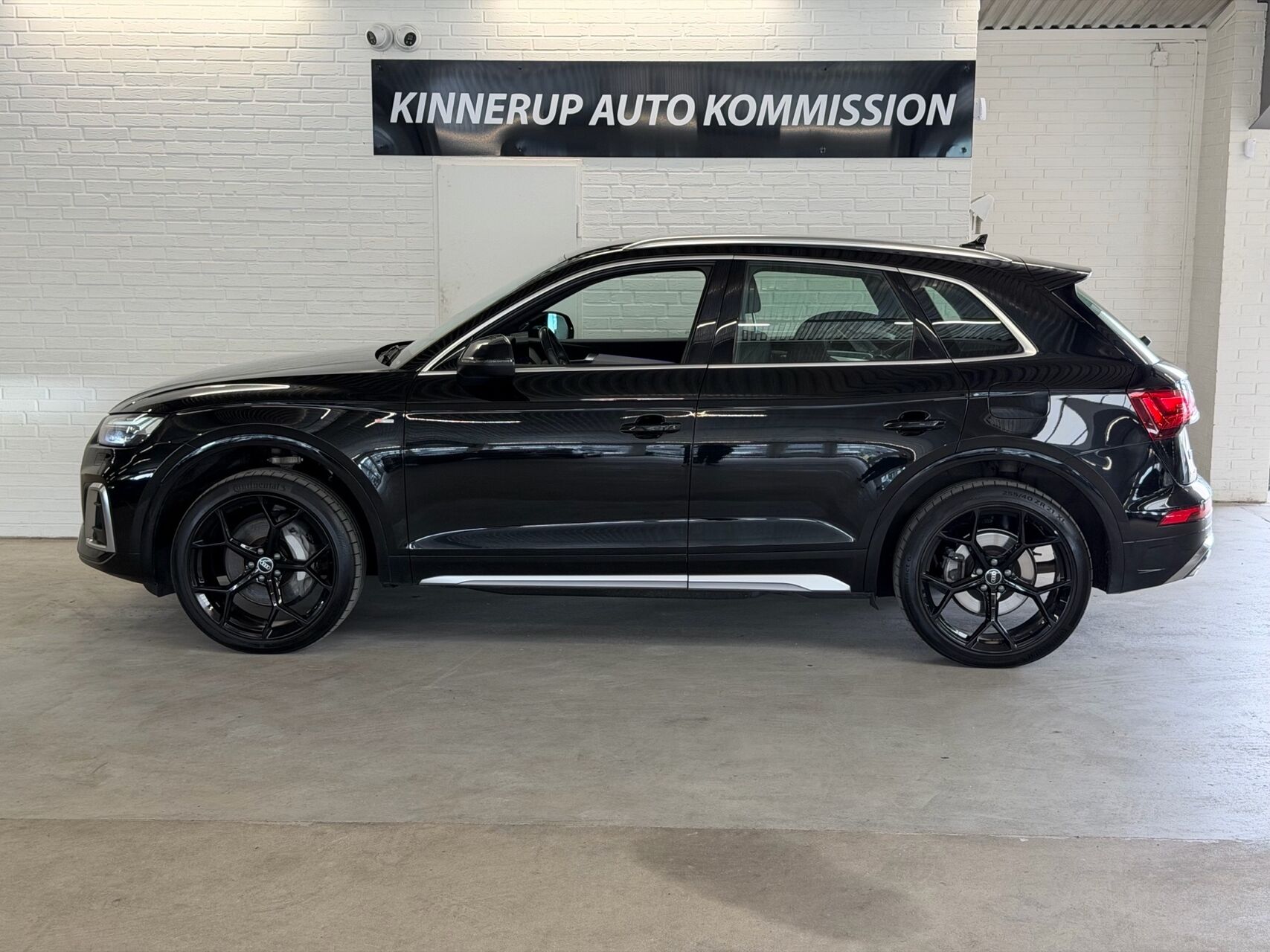 Billede af Audi Q5 2,0 50 TFSI e  Plugin-hybrid S Line Quattro S Tron 299HK 5d 7g Aut.