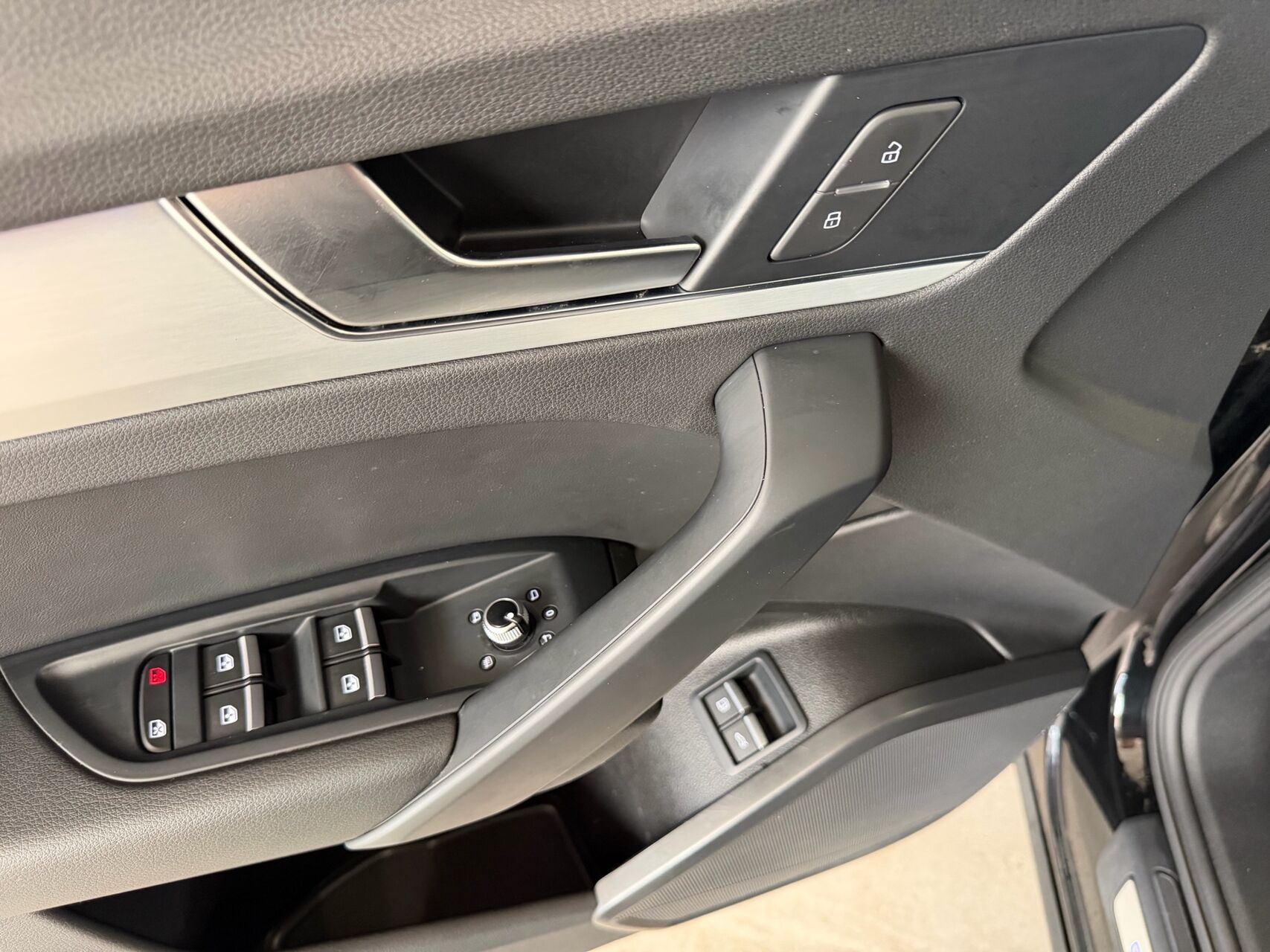 Billede af Audi Q5 2,0 50 TFSI e  Plugin-hybrid S Line Quattro S Tron 299HK 5d 7g Aut.