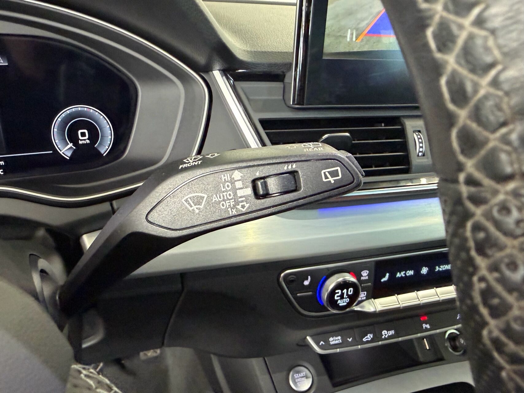 Billede af Audi Q5 2,0 50 TFSI e  Plugin-hybrid S Line Quattro S Tron 299HK 5d 7g Aut.