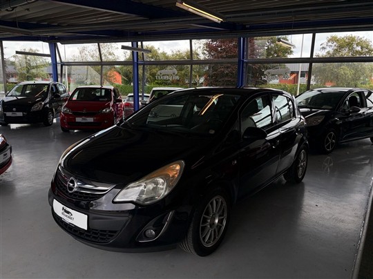 Opel Corsa 1,4 Twinport Edition 111 Sport 100HK 5d