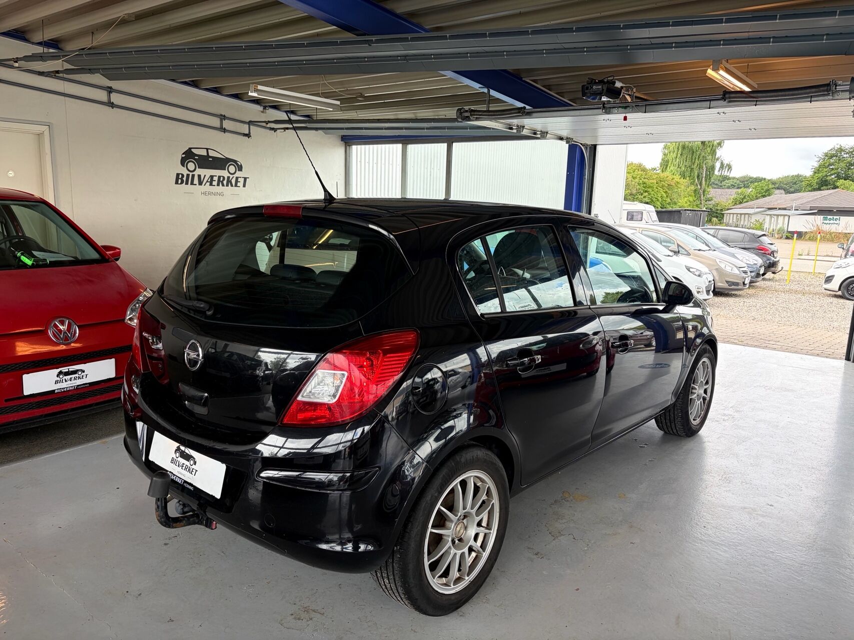 Billede af Opel Corsa 1,4 Twinport Edition 111 Sport 100HK 5d