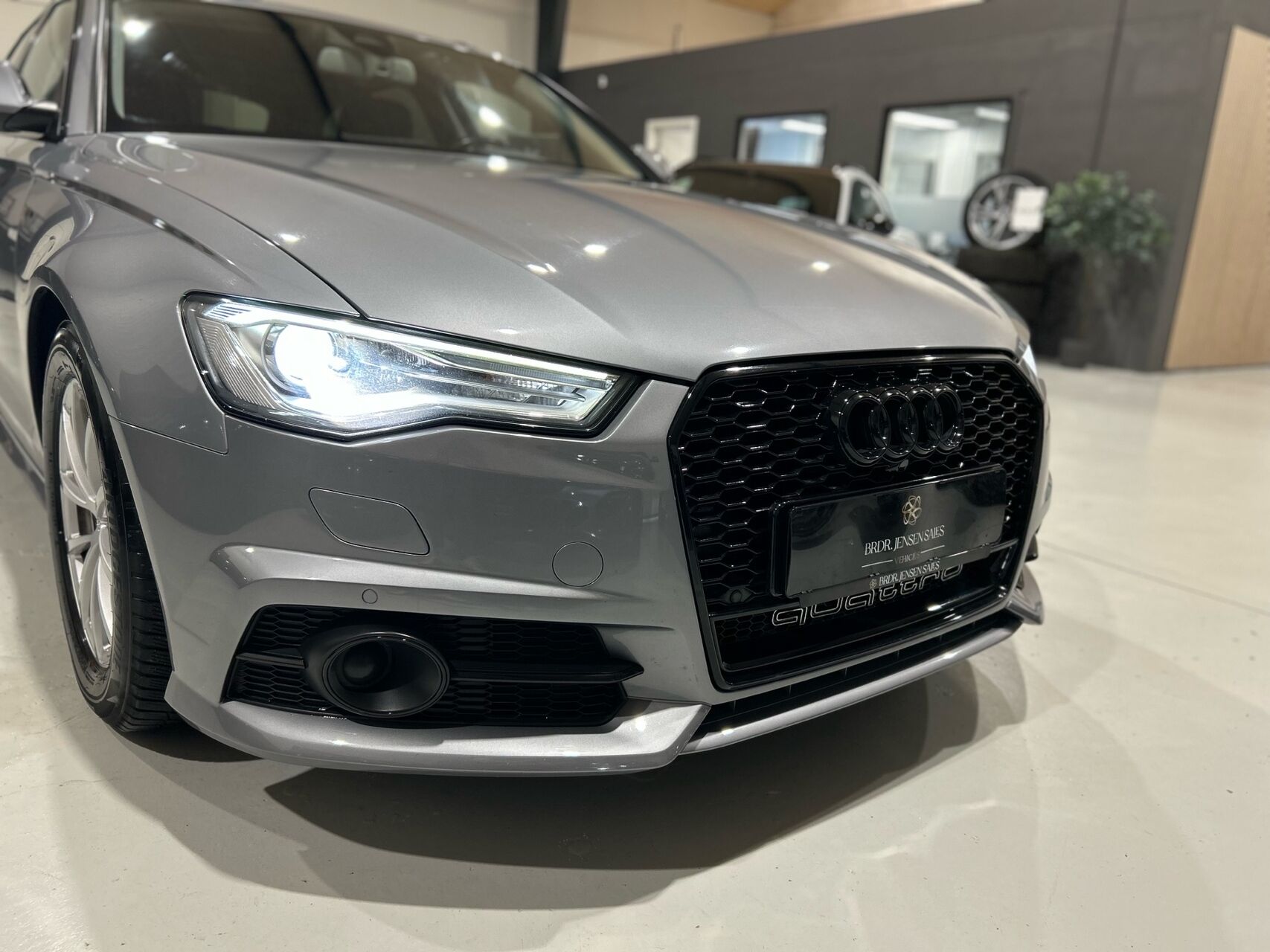 Billede af Audi A6 Avant 3,0 TDI S Tronic 218HK Stc 7g Aut.