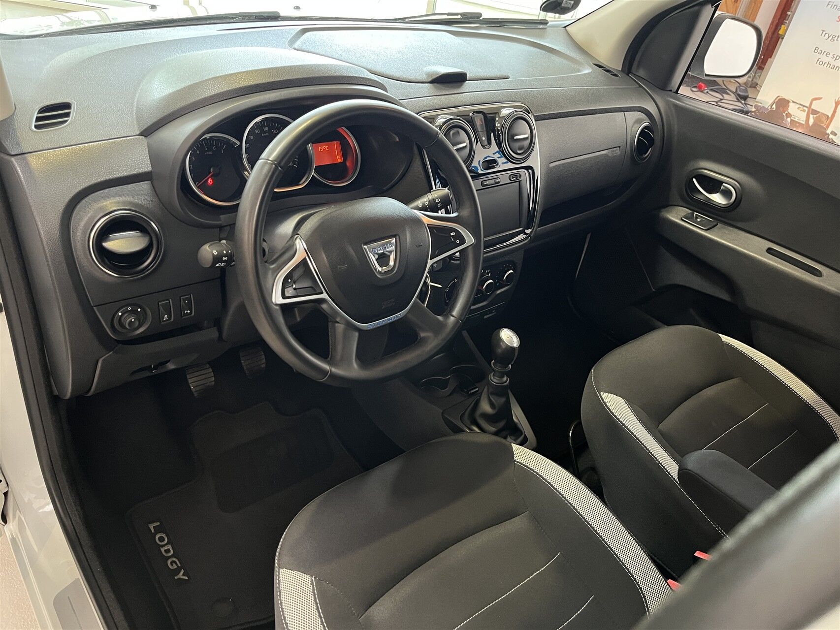 Billede af Dacia Lodgy 7 Sæder 1,5 Blue dCi Stepway Start/Stop 95HK 6g