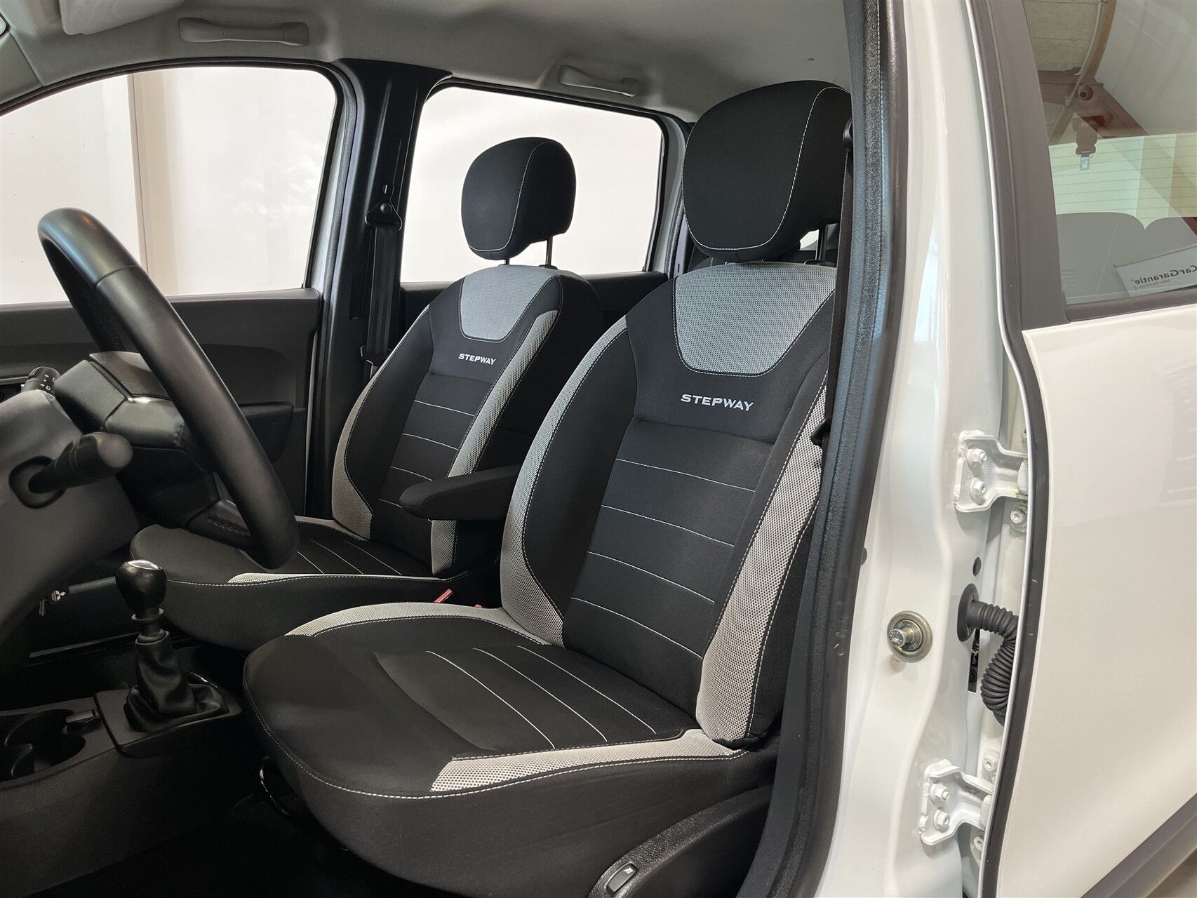 Billede af Dacia Lodgy 7 Sæder 1,5 Blue dCi Stepway Start/Stop 95HK 6g