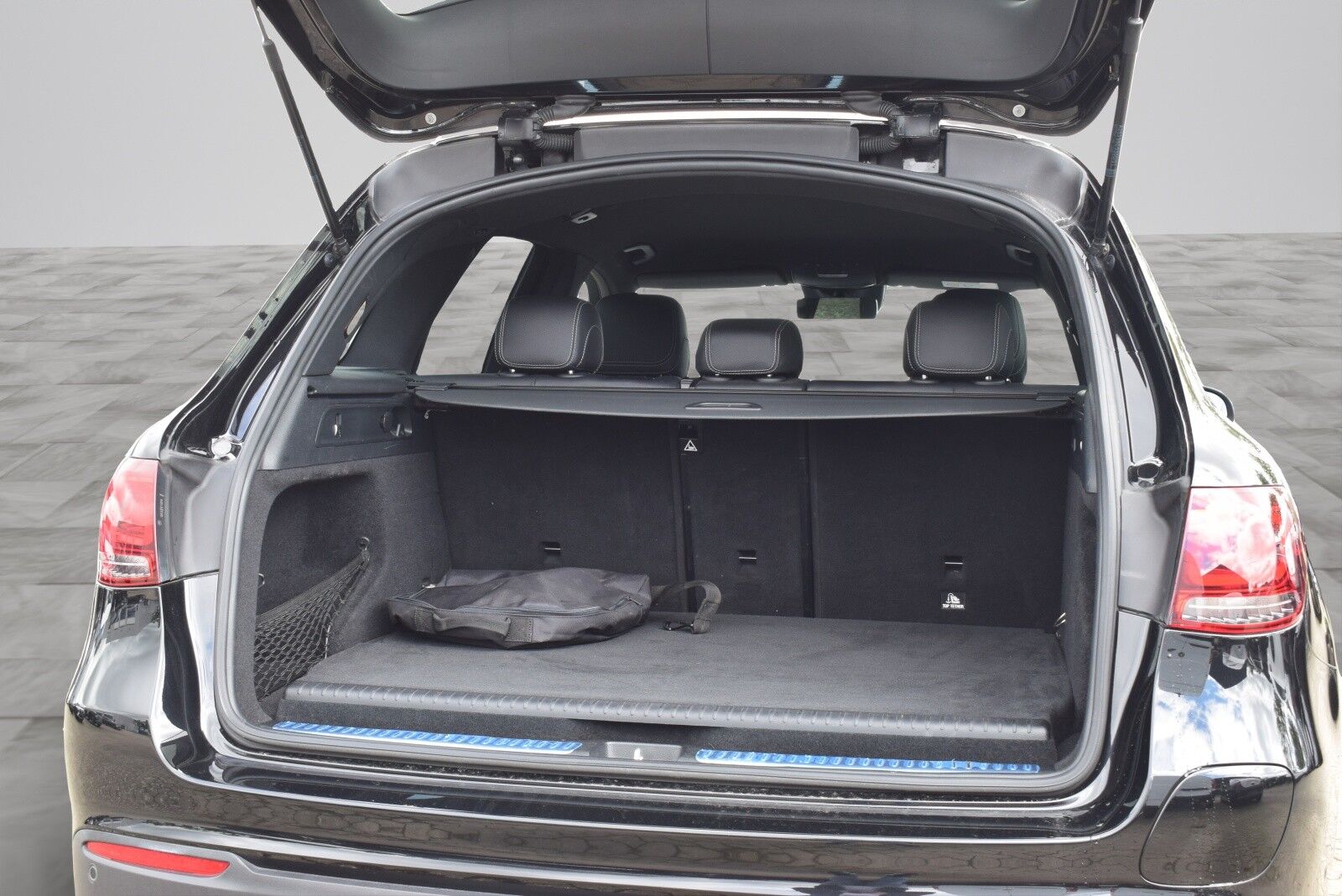 Billede af Mercedes-Benz GLC300 de 2,0 Plugin-hybrid 4Matic 9G-Tronic 306HK 5d 9g Aut.