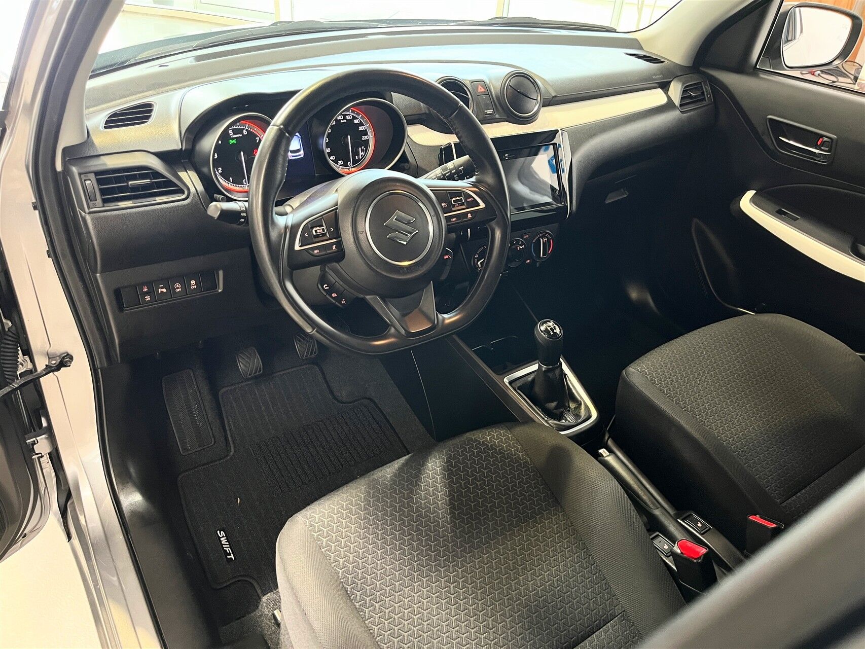 Billede af Suzuki Swift 1,2 Dualjet  Mild hybrid Action AEB 83HK 5d