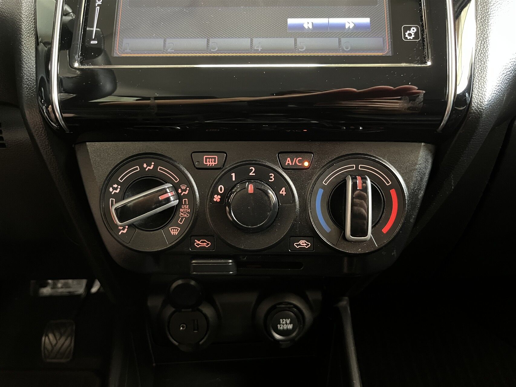Billede af Suzuki Swift 1,2 Dualjet  Mild hybrid Action AEB 83HK 5d