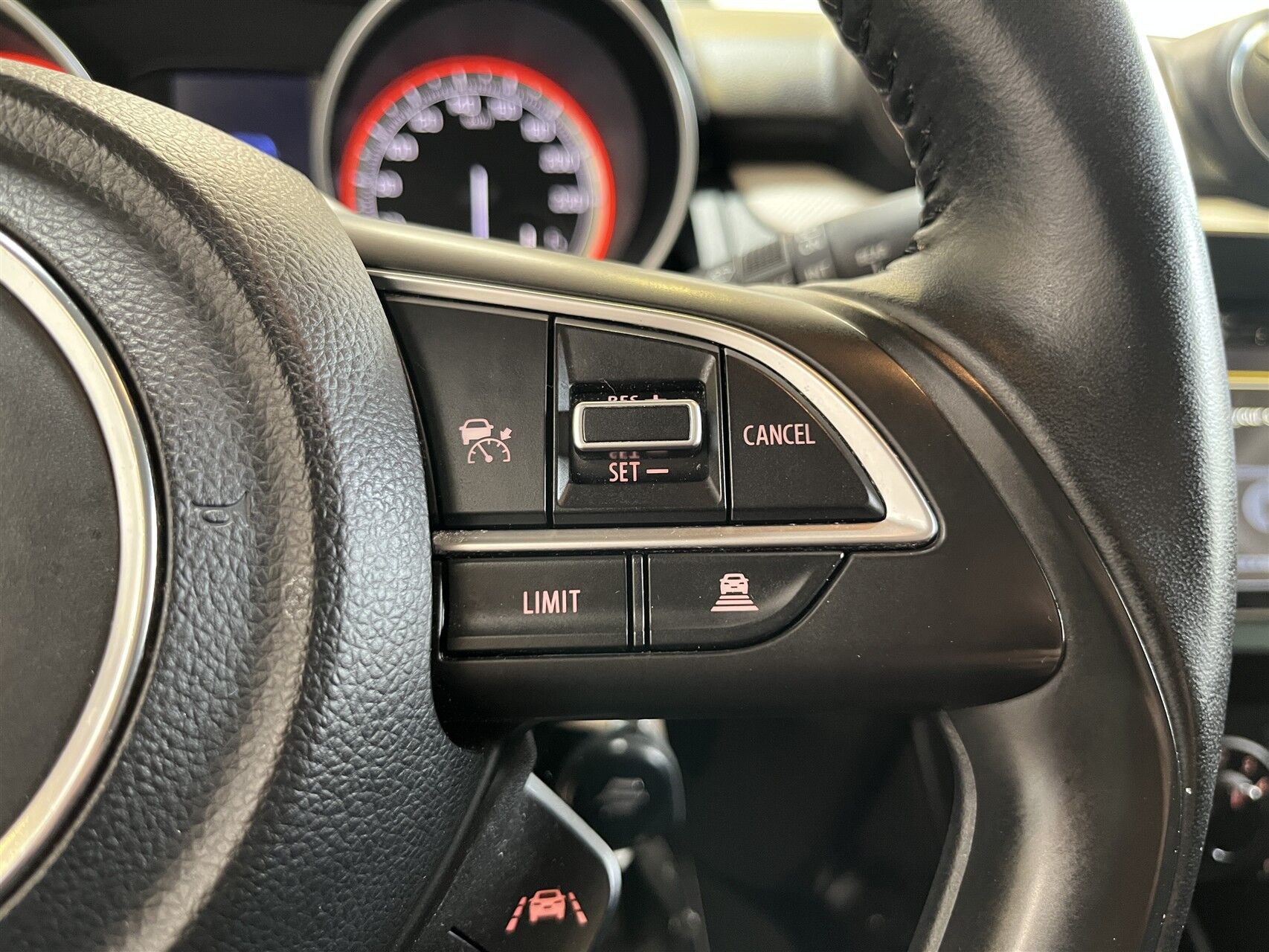 Billede af Suzuki Swift 1,2 Dualjet  Mild hybrid Action AEB 83HK 5d