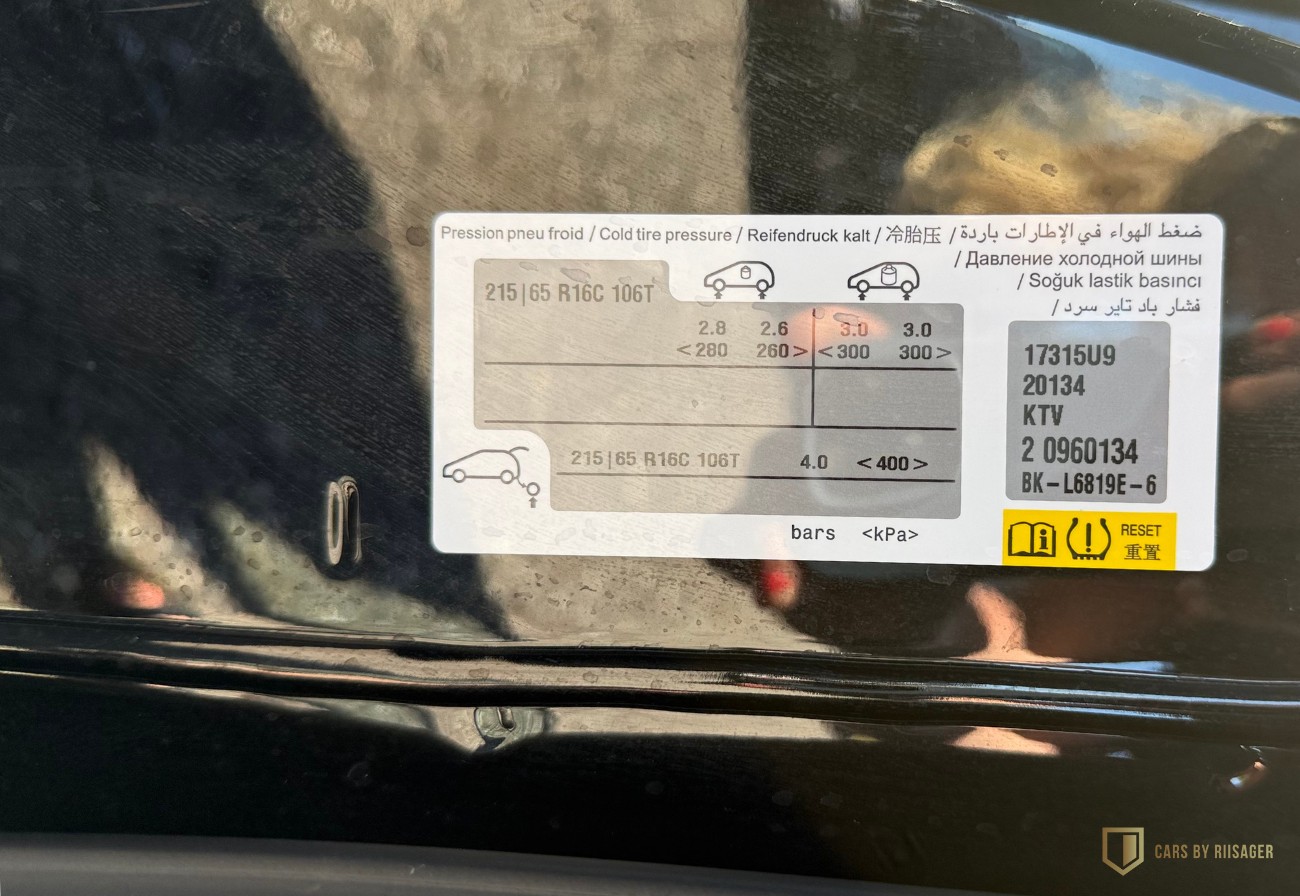 Billede af Toyota Proace Verso Electric Long EL Shuttle m/Dobbelt bagdør,Dobb.skydedør 136HK Aut.