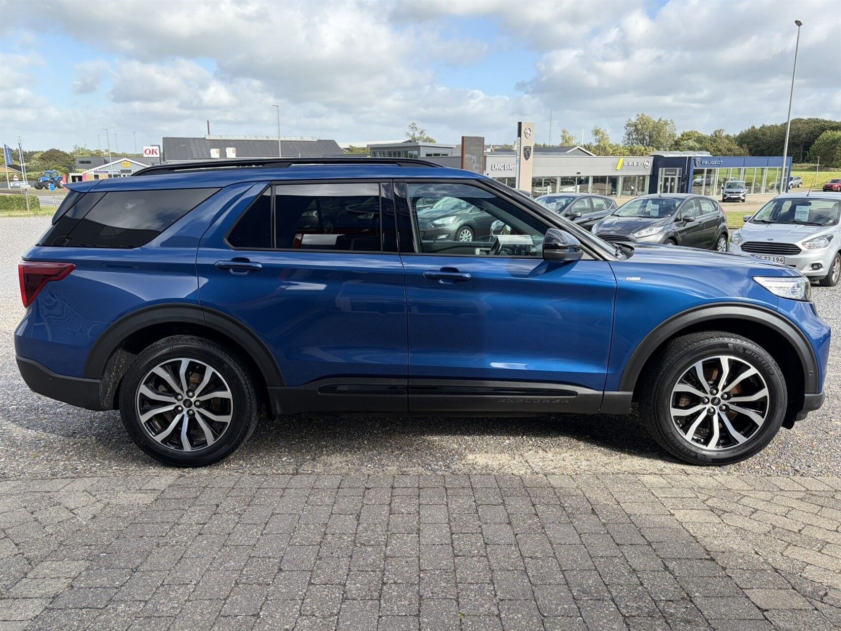 Billede af Ford Explorer 3,0 EcoBoost  Plugin-hybrid ST-Line 4WD 457HK 5d 10g Aut.