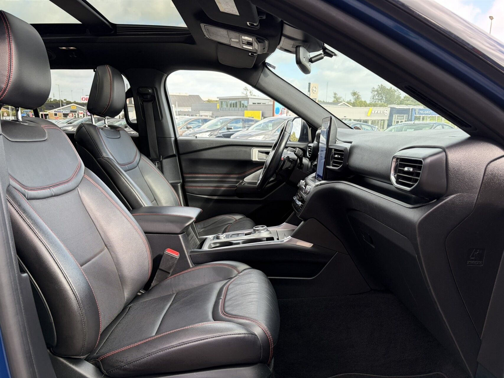 Billede af Ford Explorer 3,0 EcoBoost  Plugin-hybrid ST-Line 4WD 457HK 5d 10g Aut.