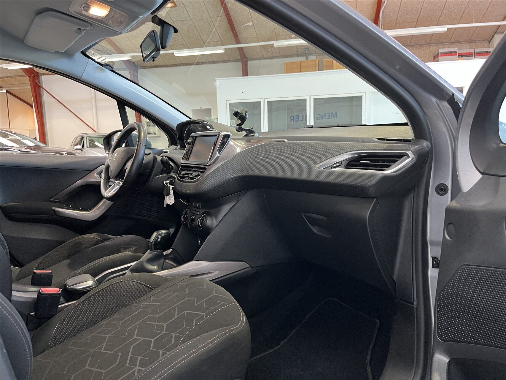 Billede af Peugeot 2008 1,2 VTi Active 82HK