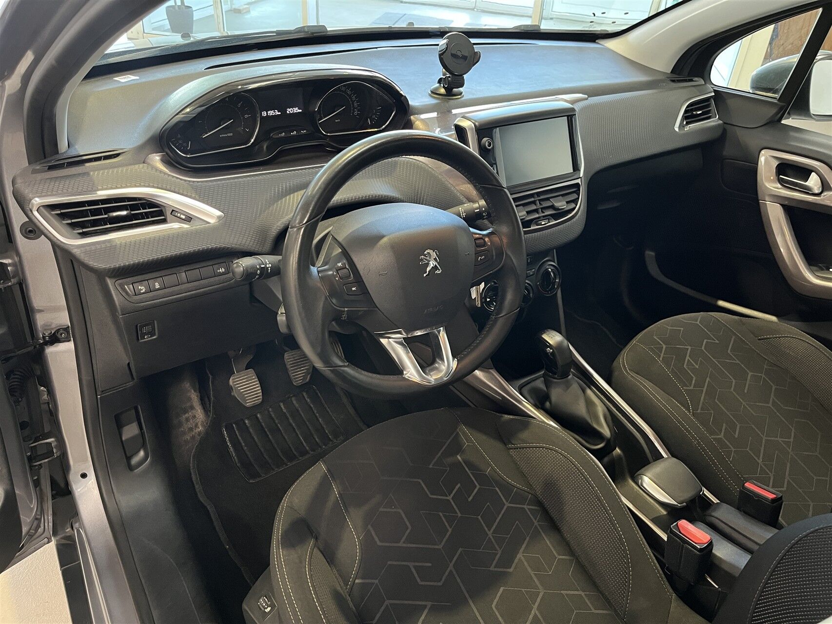 Billede af Peugeot 2008 1,2 VTi Active 82HK
