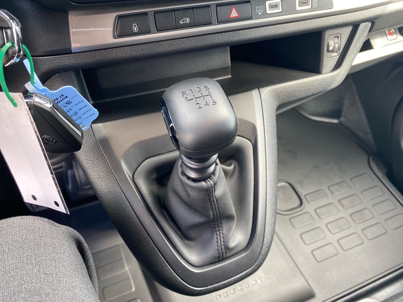 Billede af Peugeot Expert L3 2,0 BlueHDi Plus 144HK Van 6g