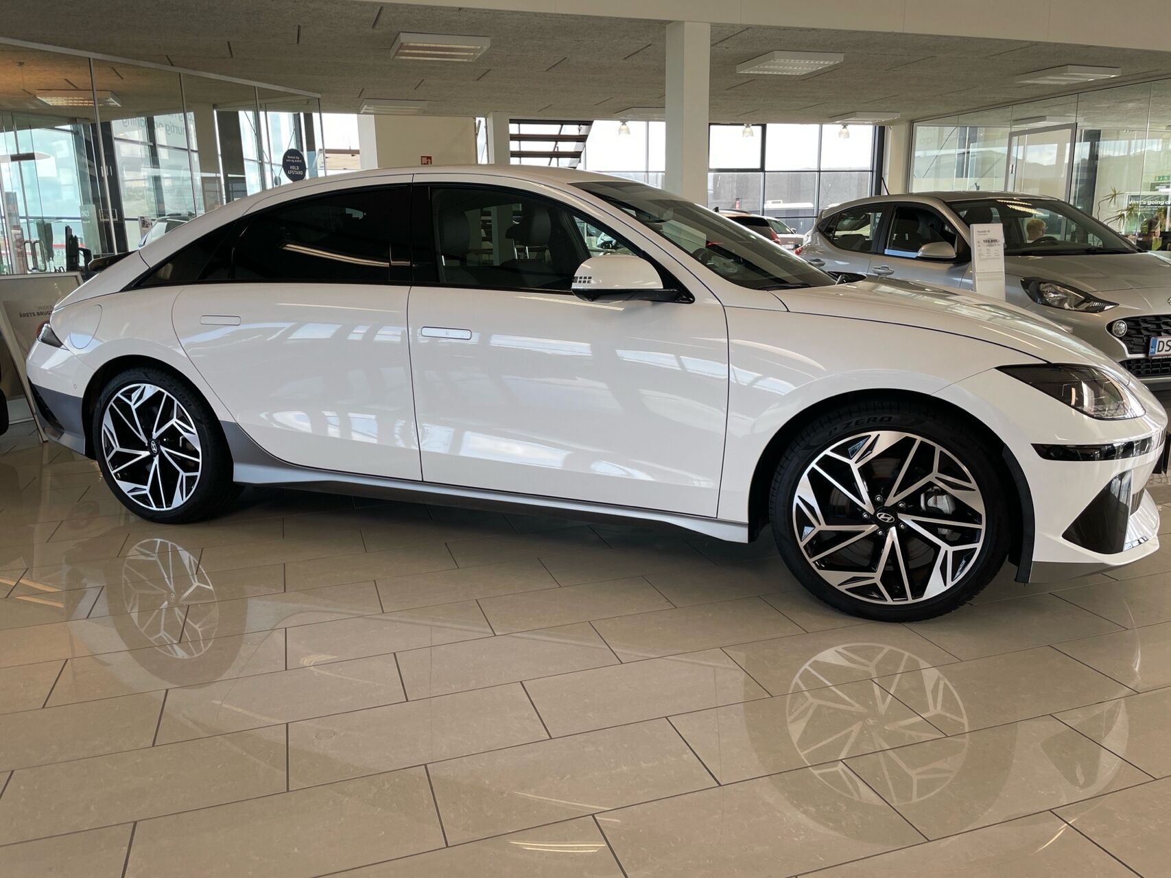 Billede af Hyundai Ioniq 6 Electric 77,4 kWh Ultimate 229HK Aut.
