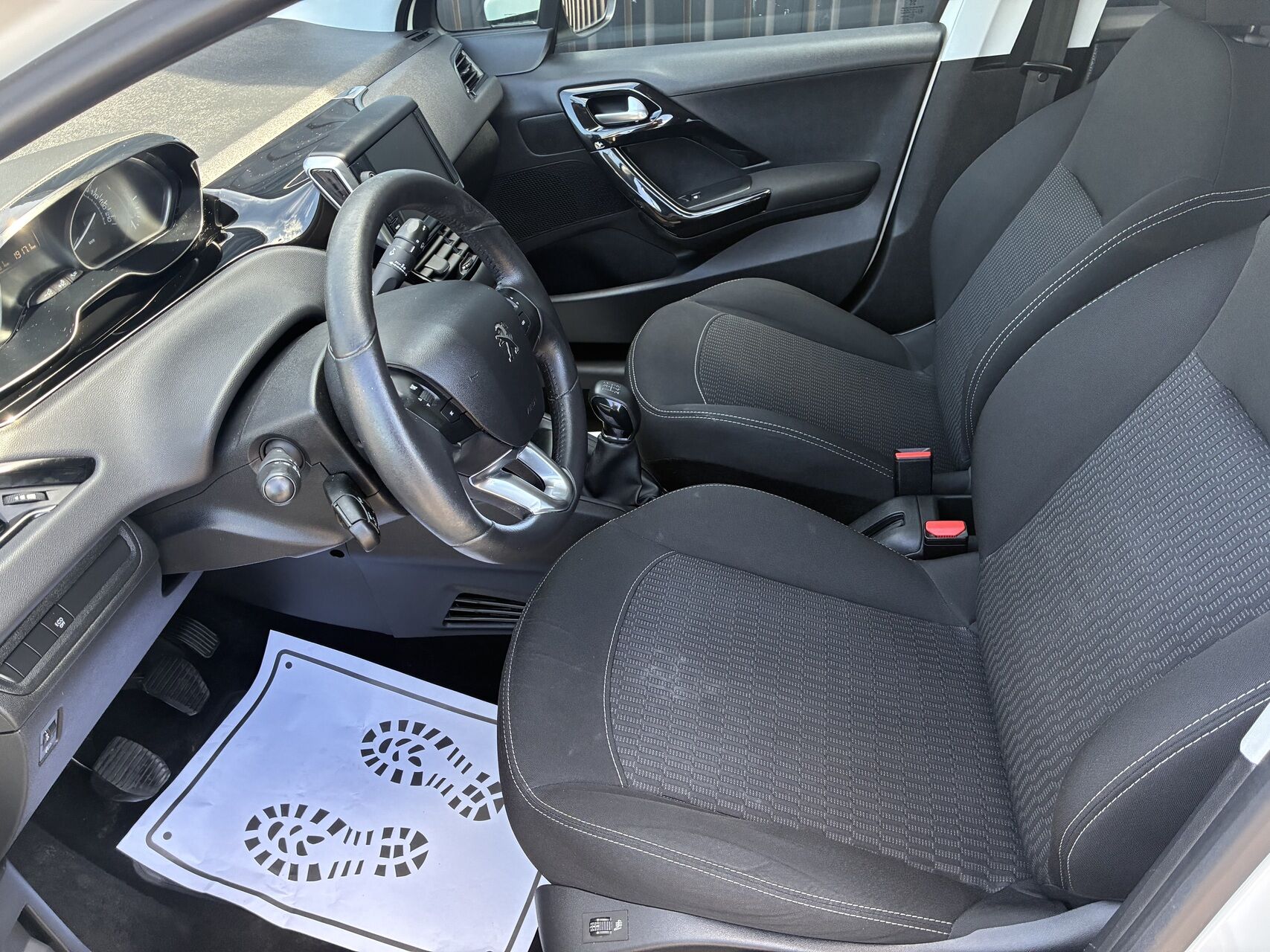 Billede af Peugeot 208 1,6 BlueHDi Match 100HK 5d