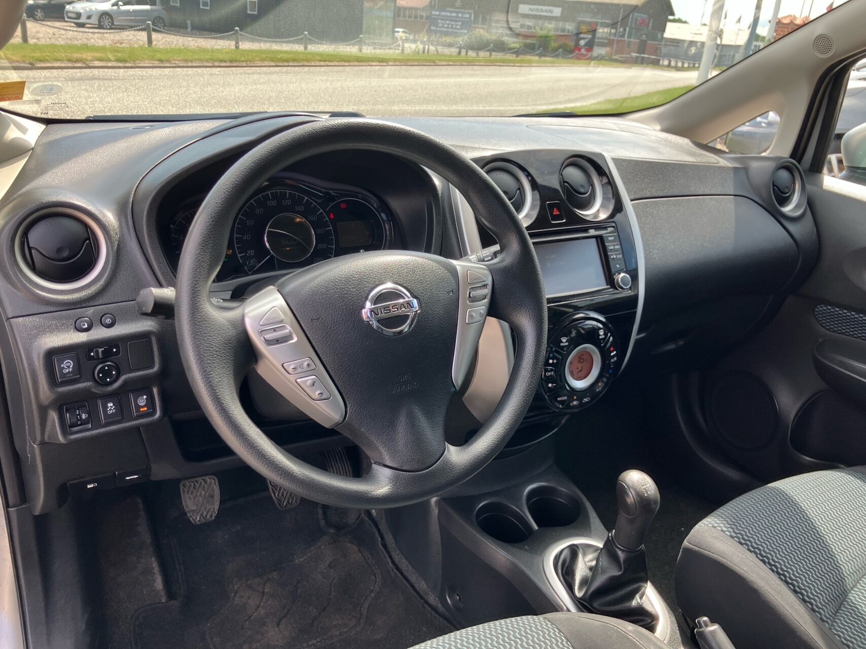 Billede af Nissan Note 1,2 Acenta Family Pack 80HK 5d