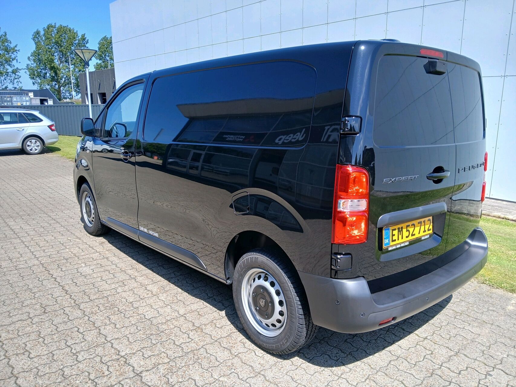 Billede af Peugeot Expert L2 2,0 BlueHDi Premium 144HK Van 6g