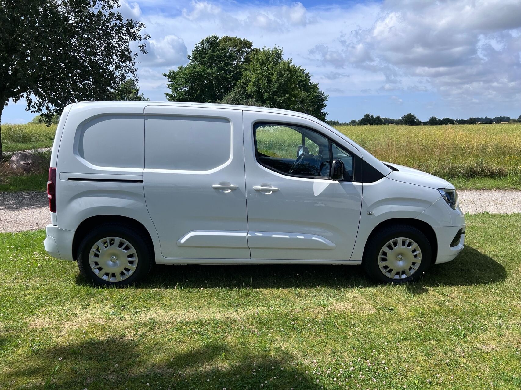 Billede af Opel Combo-e L1V1 EL Innovation+ 136HK Van Aut.