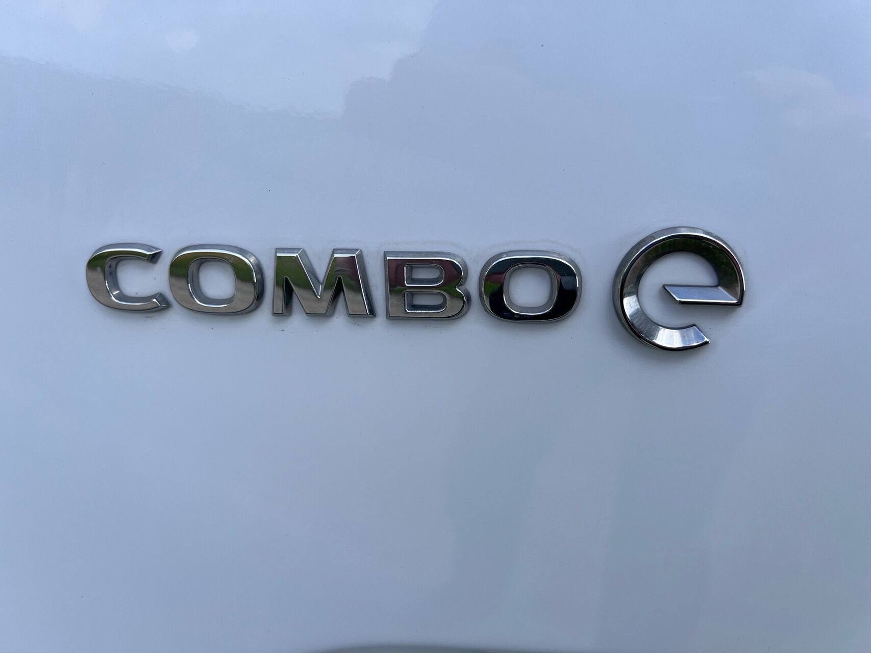 Billede af Opel Combo-e L1V1 EL Innovation+ 136HK Van Aut.