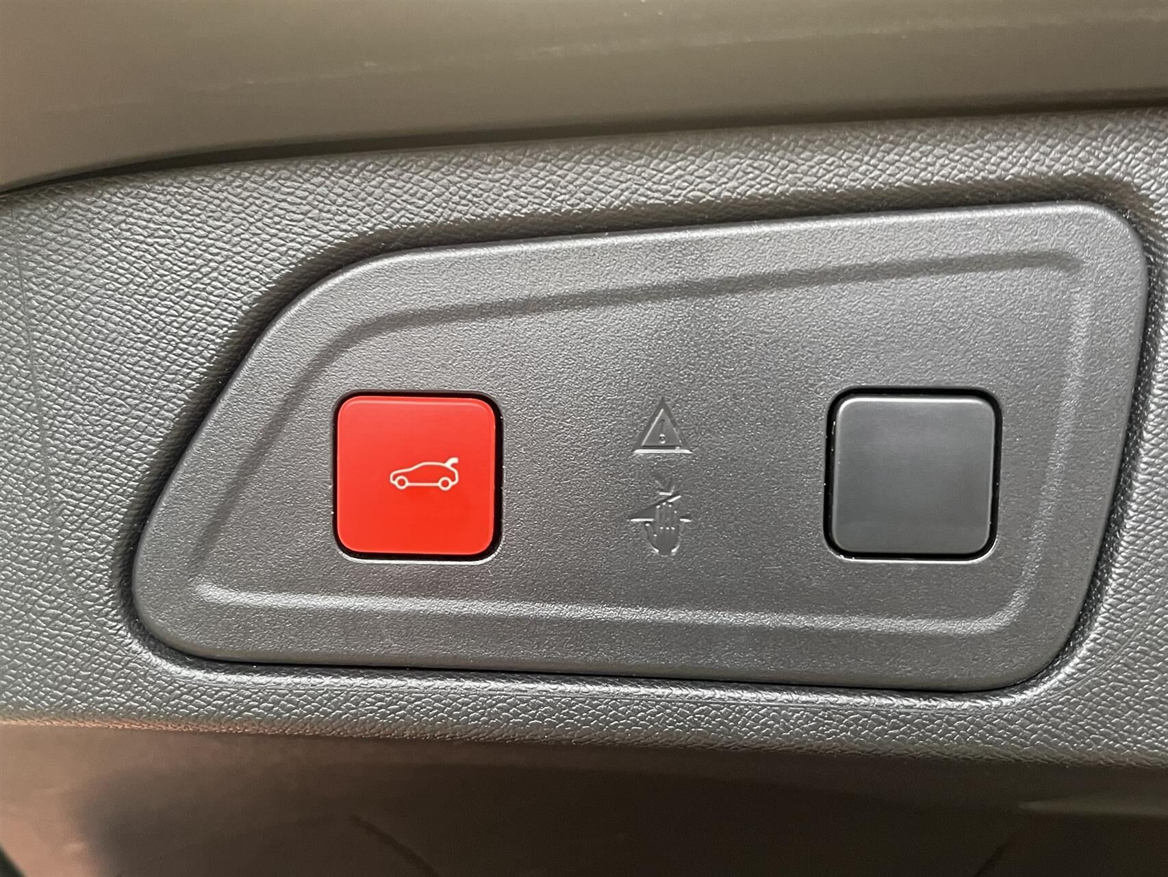 Billede af Citroën C5 Aircross 1,6 Plugin-hybrid Shine Sport EAT8 225HK 5d 8g Aut.