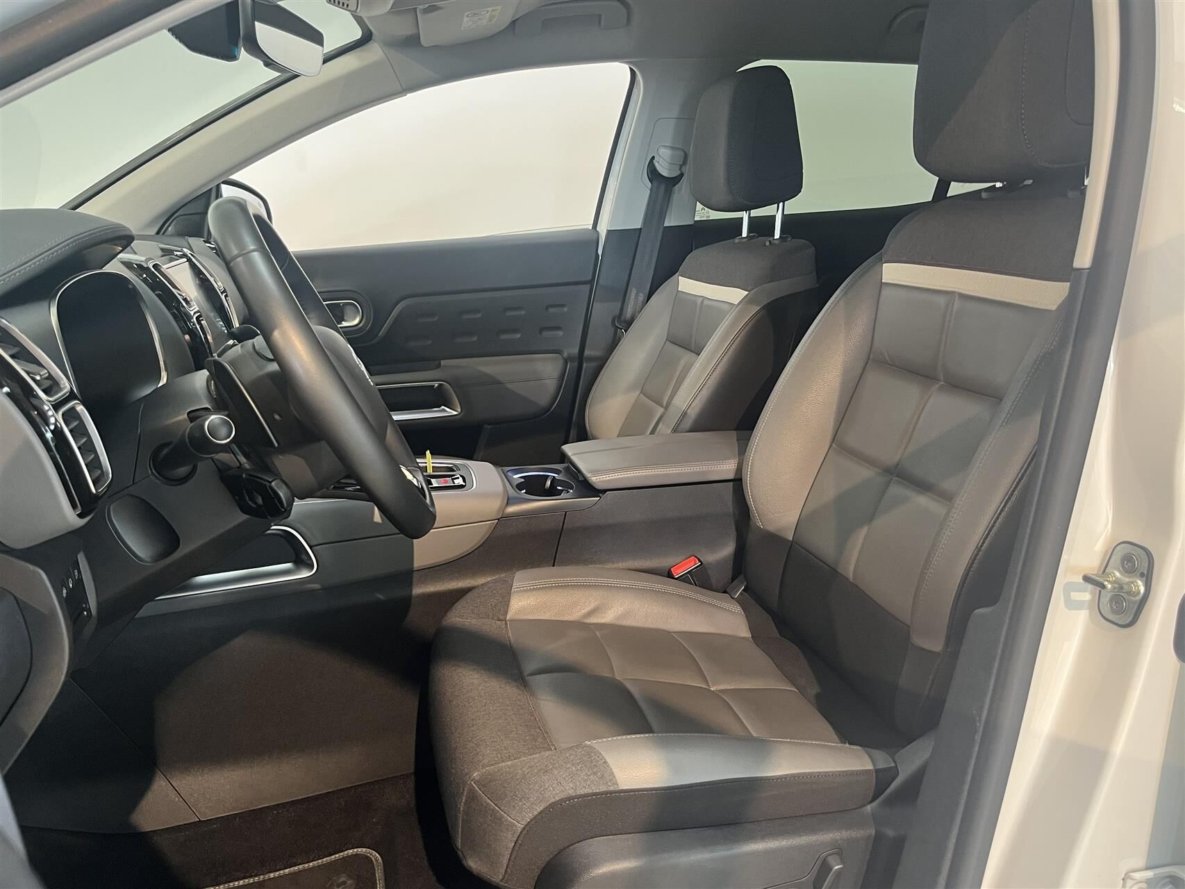 Billede af Citroën C5 Aircross 1,6 Plugin-hybrid Shine Sport EAT8 225HK 5d 8g Aut.