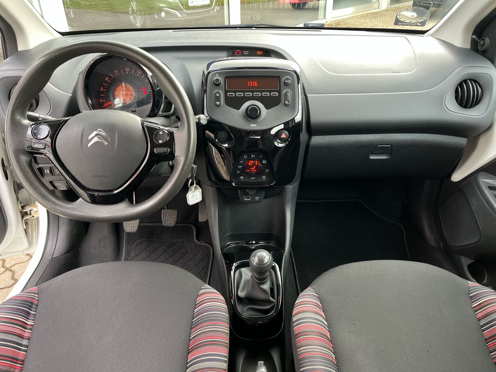 Billede af Citroën C1 1,0 VTi Street 72HK 5d