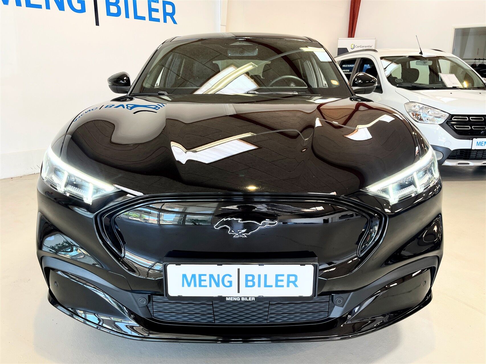 Billede af Ford Mustang Mach-E EL SR Premium AWD 371HK 5d Aut.