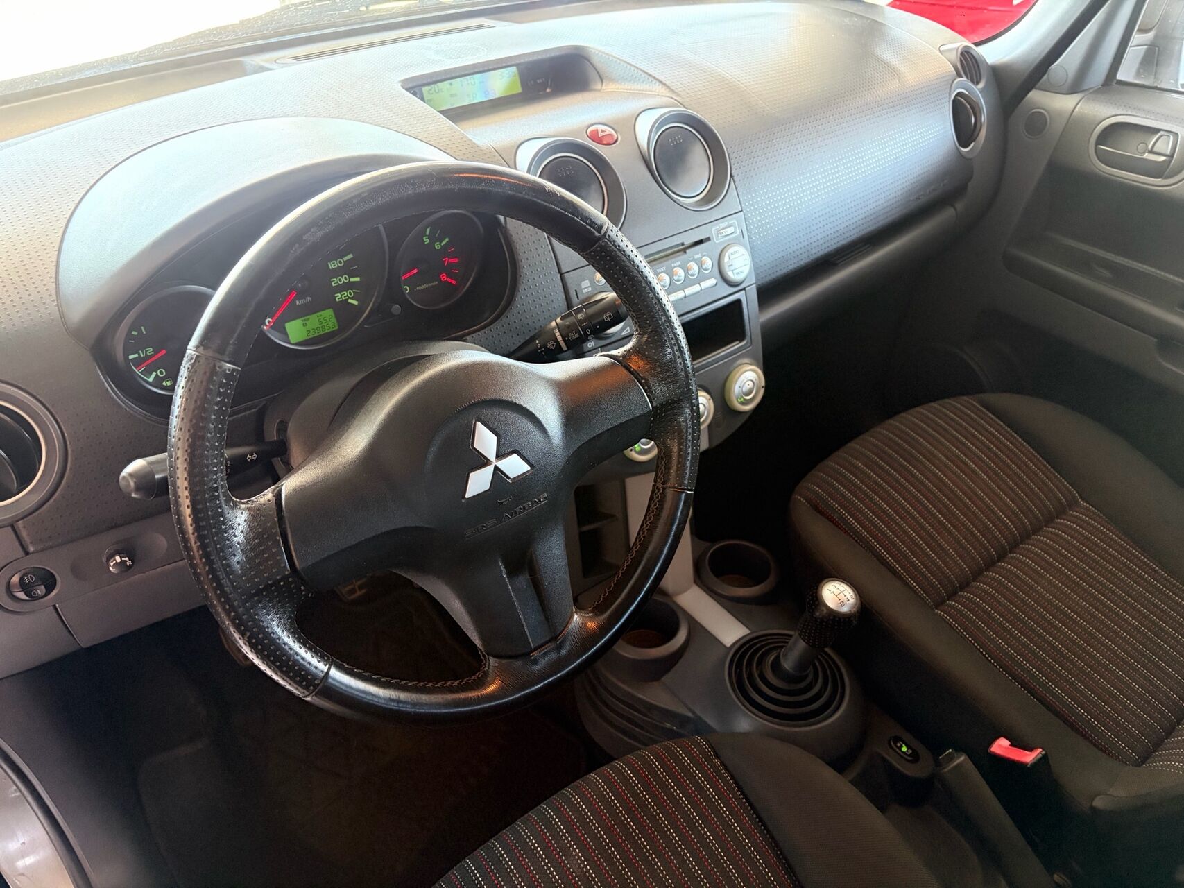 Billede af Mitsubishi Colt 1,3 Cash 95HK 5d