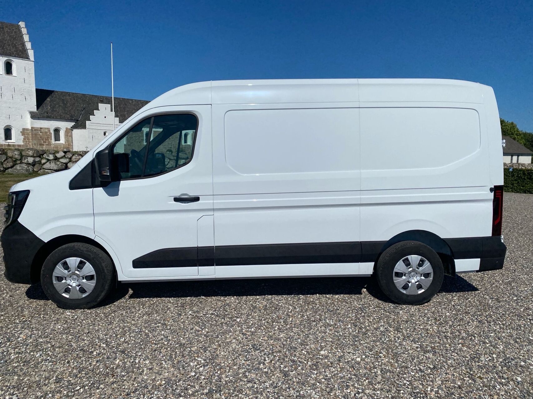 Billede af Nissan Interstar L2H2 EL Tekna 141HK Van Aut.