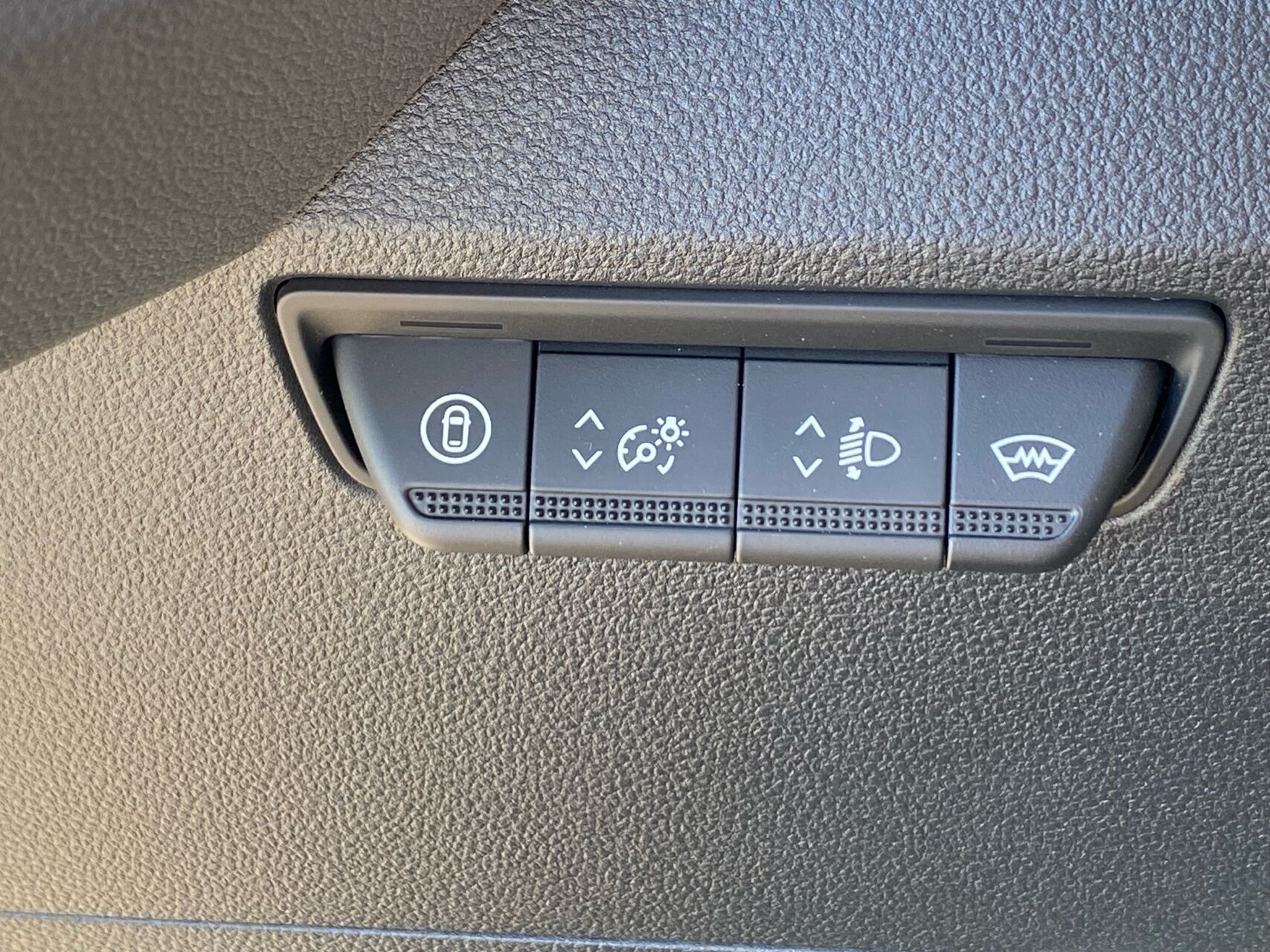 Billede af Nissan Interstar L2H2 EL Tekna 141HK Van Aut.