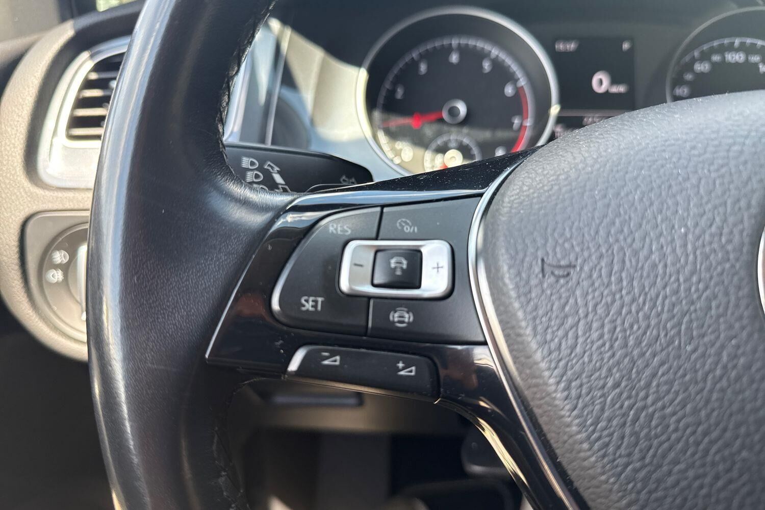 Billede af VW Golf 1,5 TSI BMT EVO Comfortline Connect DSG 150HK 5d 7g Aut.