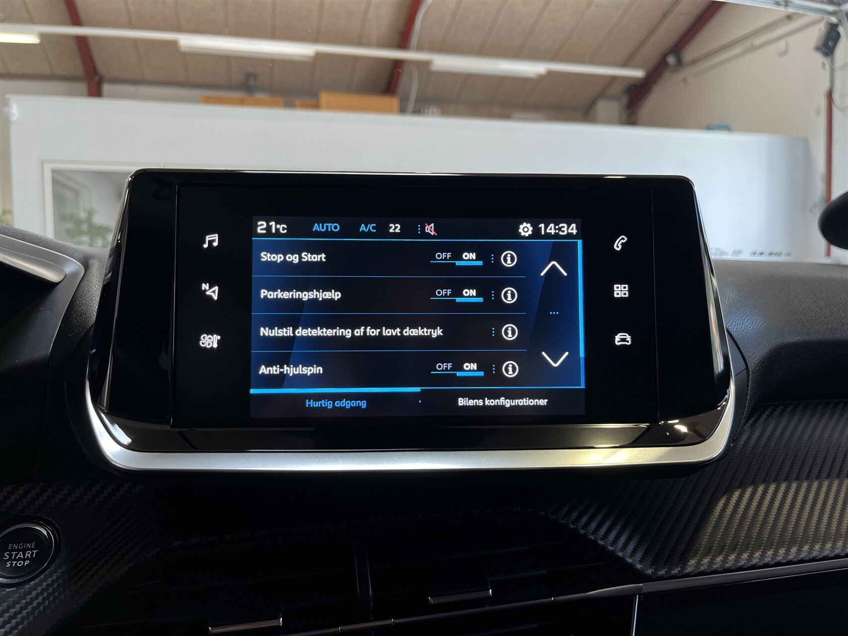 Billede af Peugeot 2008 1,2 PureTech Allure Pack EAT8 130HK 5d 8g Aut.