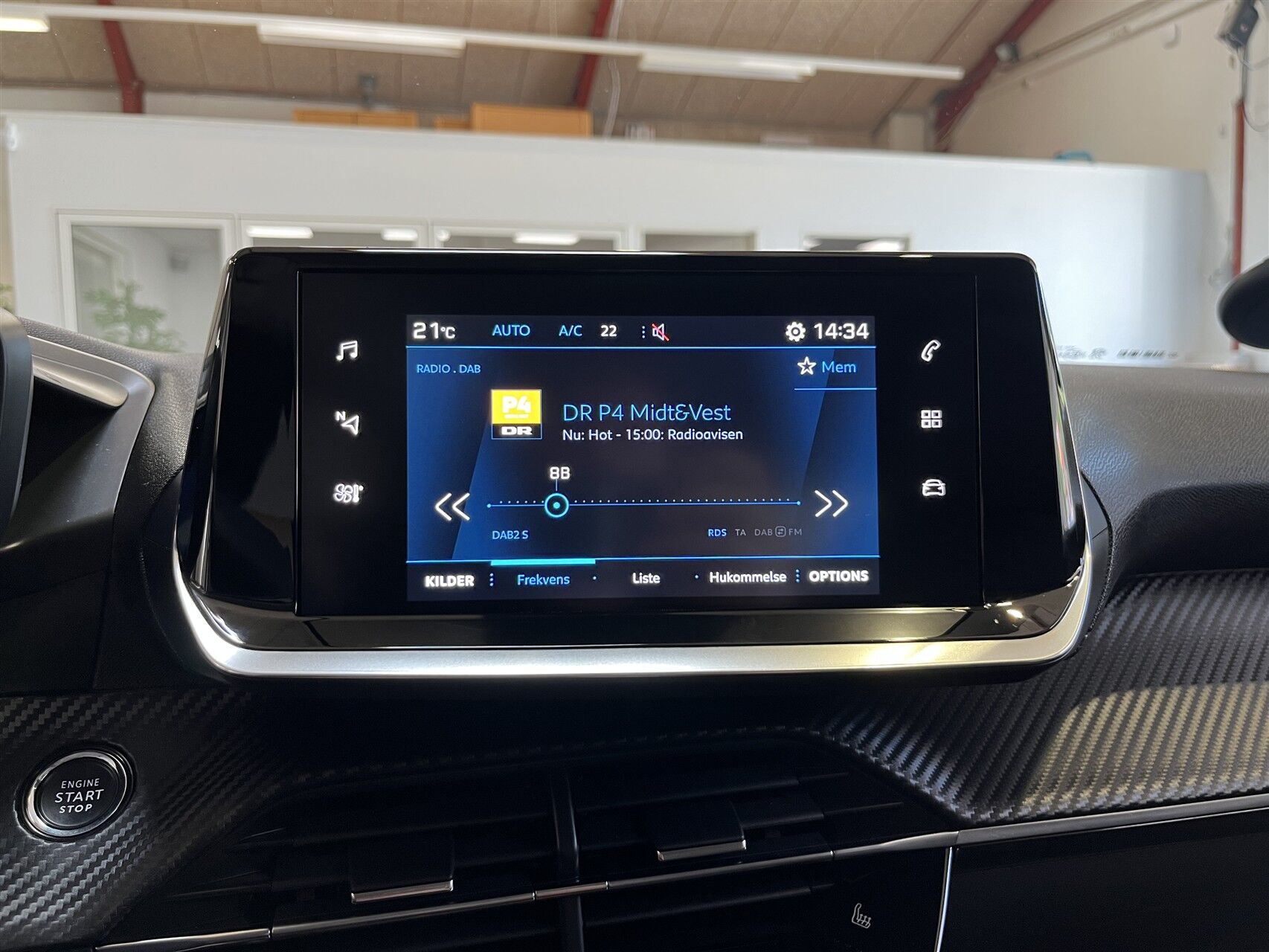 Billede af Peugeot 2008 1,2 PureTech Allure Pack EAT8 130HK 5d 8g Aut.