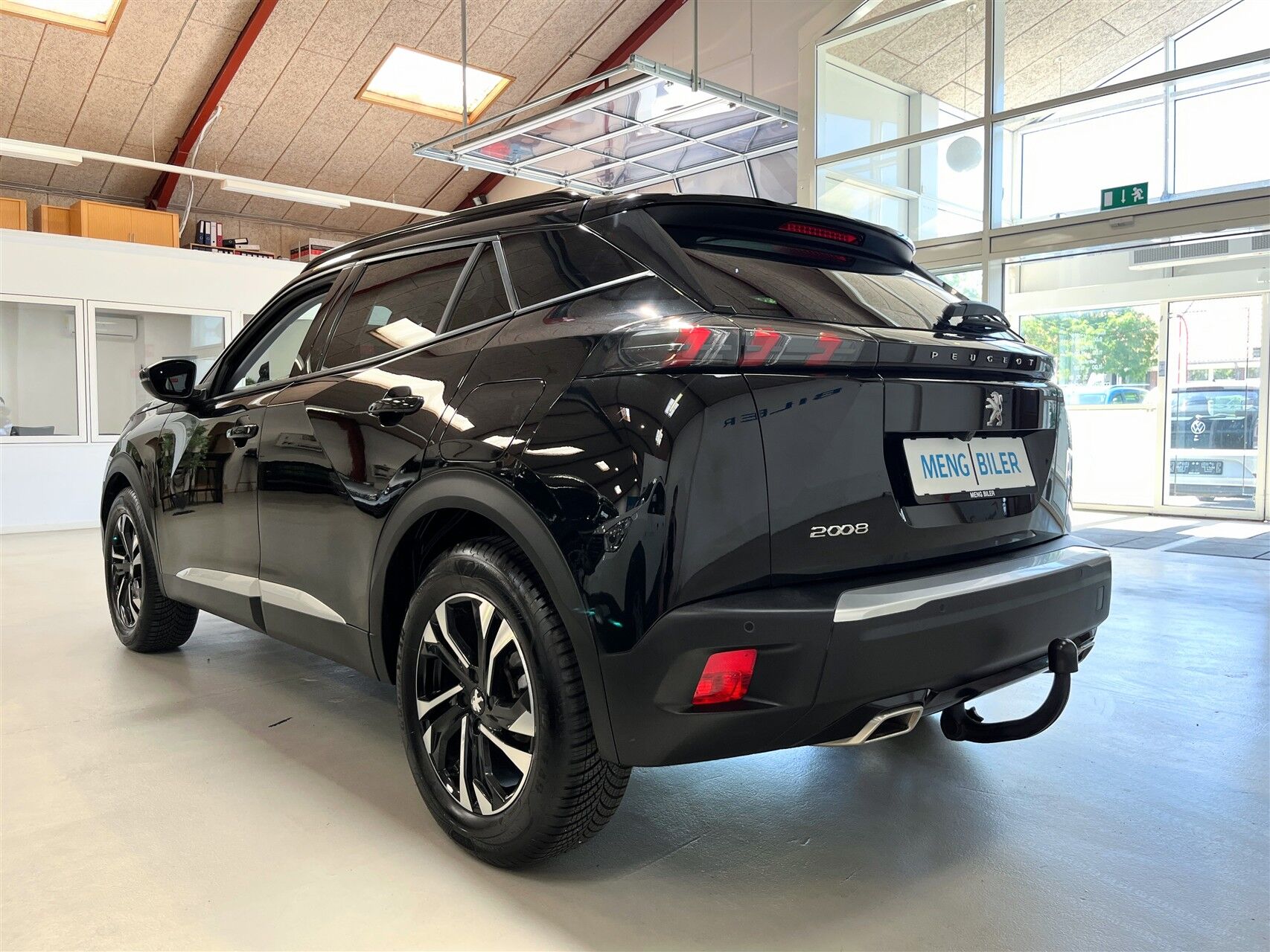 Billede af Peugeot 2008 1,2 PureTech Allure Pack EAT8 130HK 5d 8g Aut.