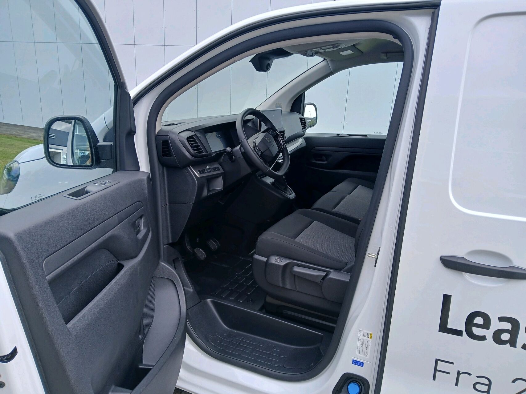 Billede af Citroën Jumpy L3 2,0 Blue HDi Flexline 145HK Van 6g