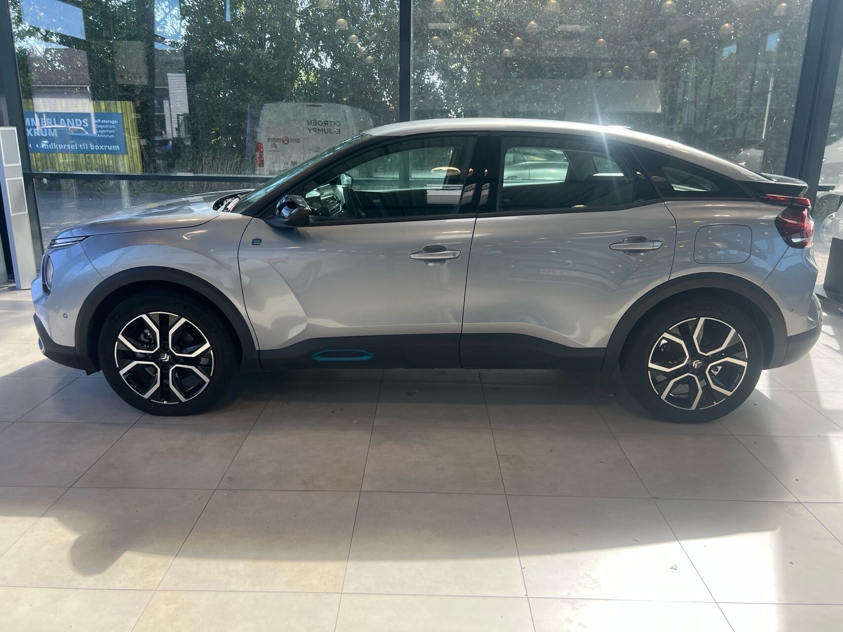 Billede af Citroën e-C4 EL Shine 136HK 5d Aut.