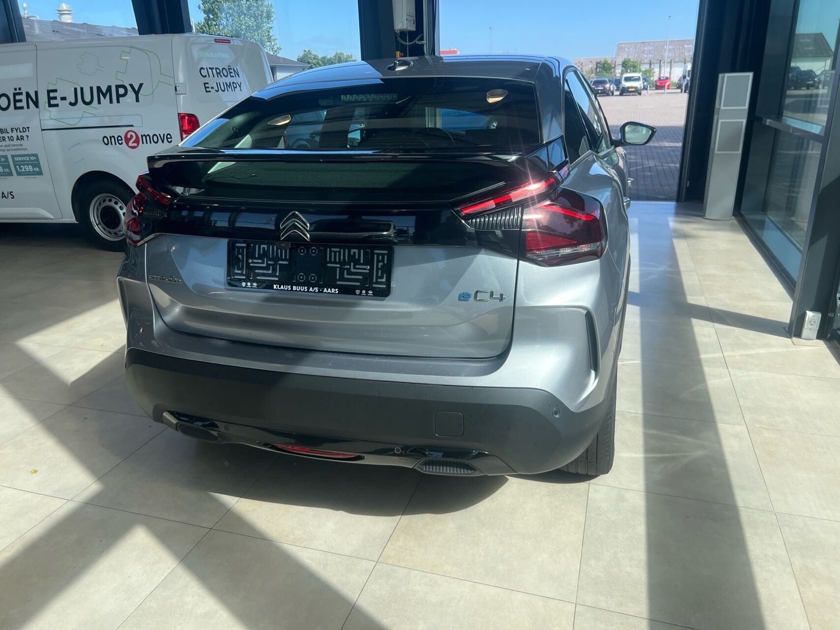 Billede af Citroën e-C4 EL Shine 136HK 5d Aut.