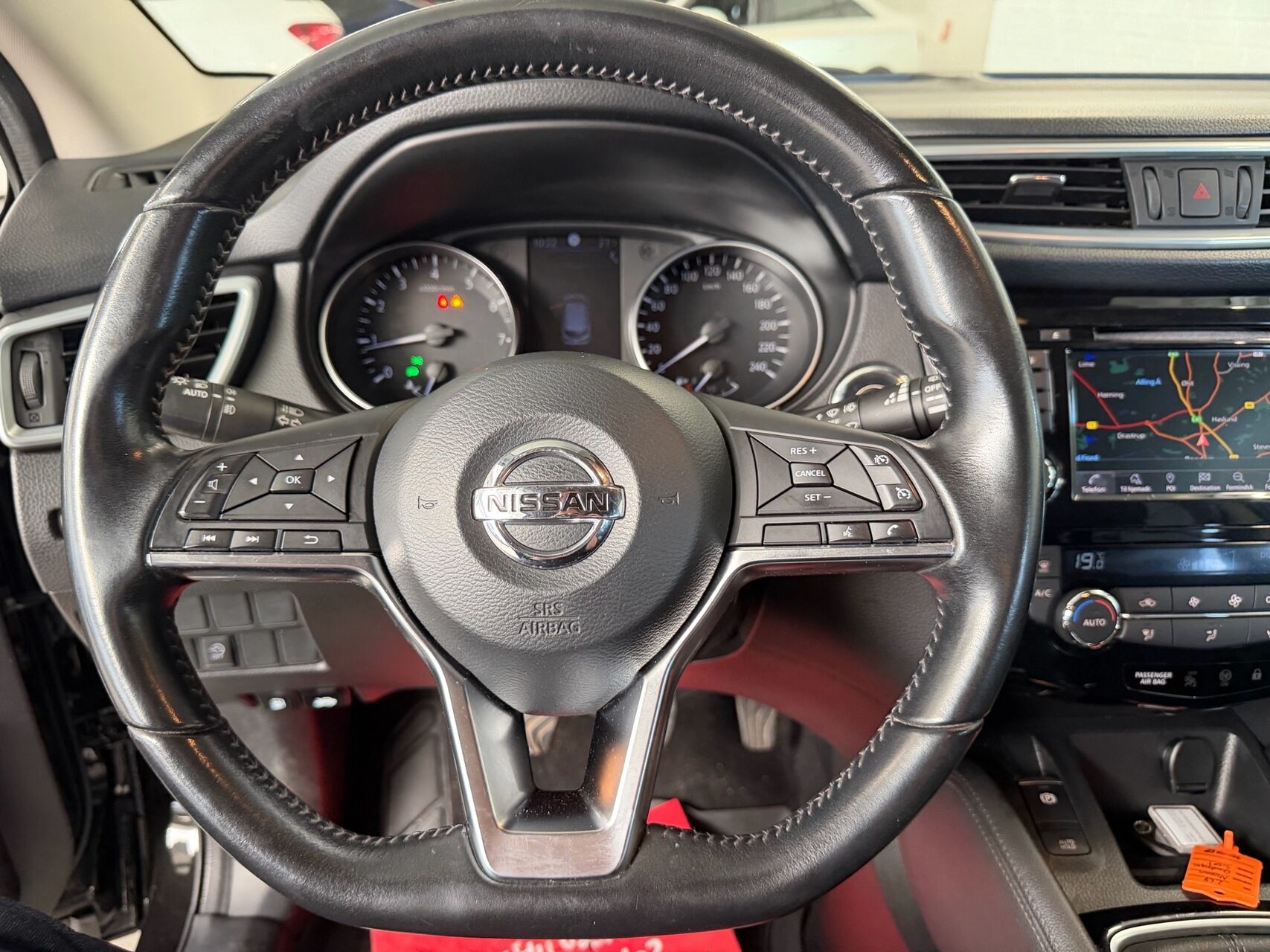 Billede af Nissan Qashqai 1,3 Dig-T Tekna 140HK 5d 6g